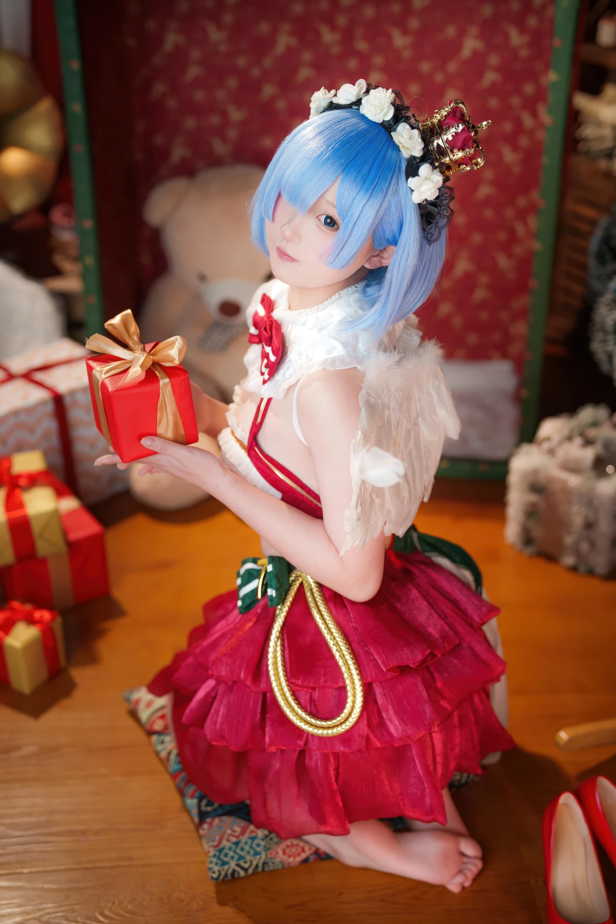 Cosplay Seele麦麦 – 蕾姆 圣诞物语 - P19
