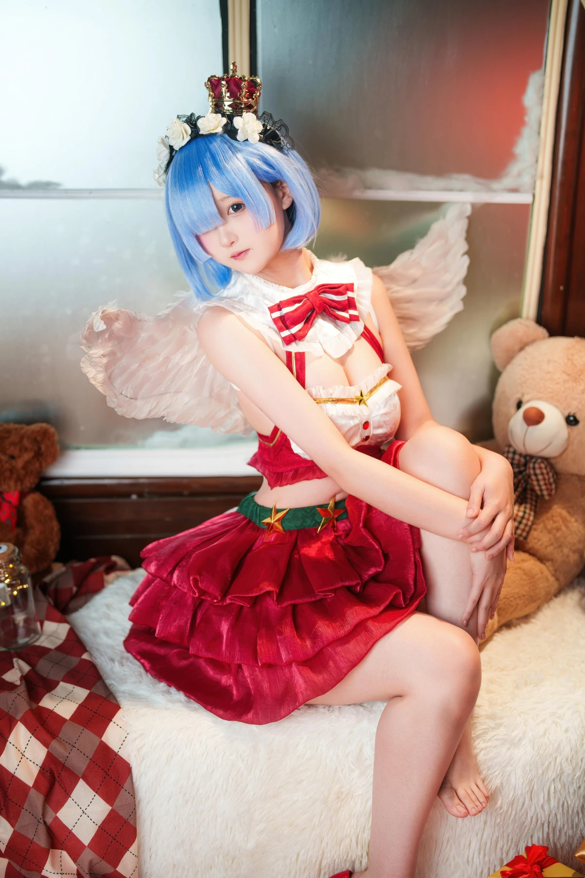 Cosplay Seele麦麦 – 蕾姆 圣诞物语 - P26