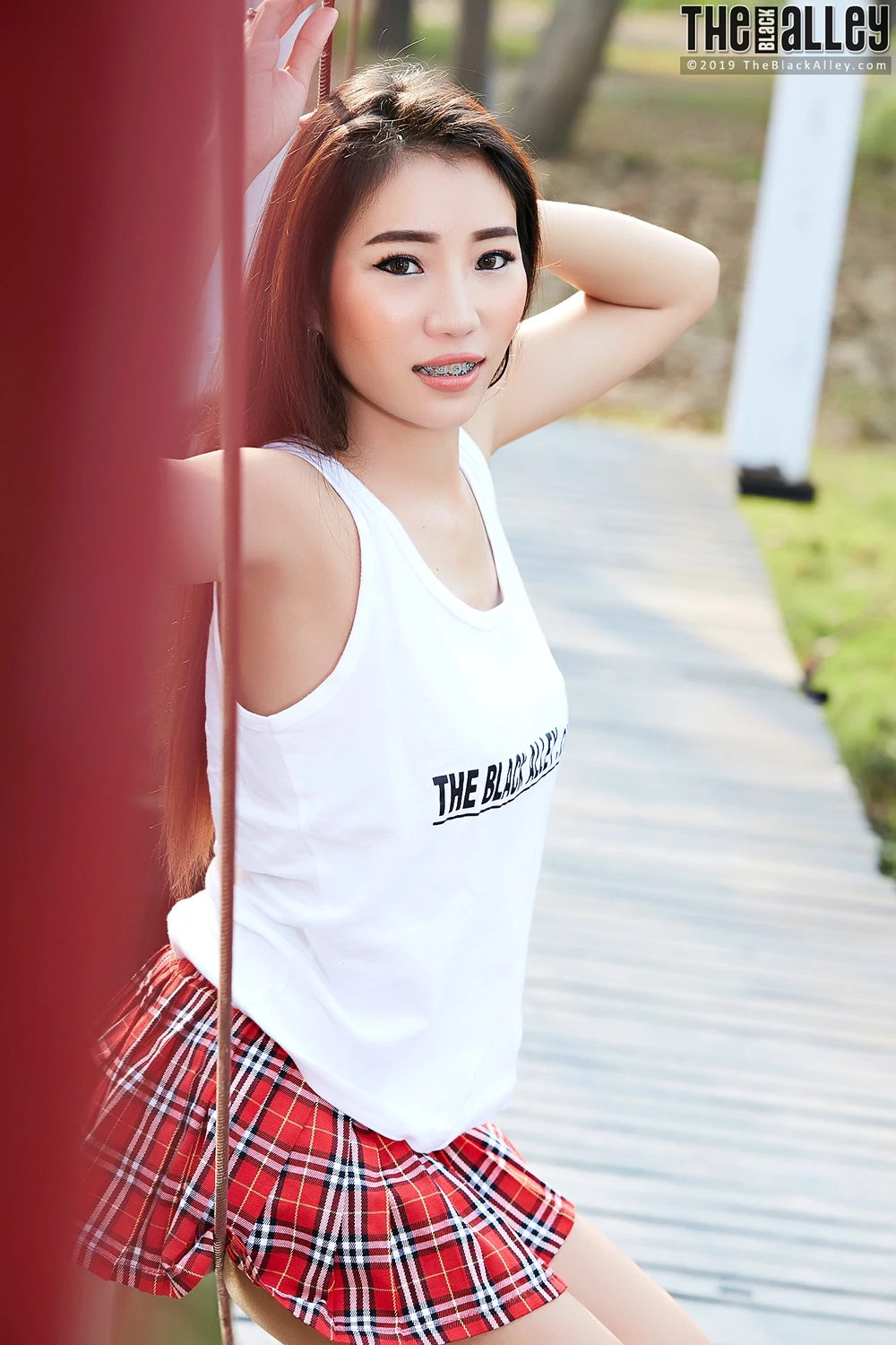 Farin – The Black Alley Photobook Set.04 - P22