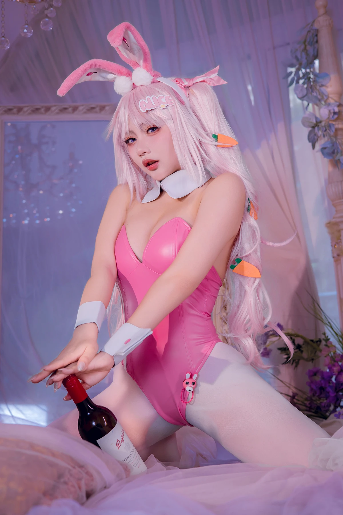 Cosplay 是一只熊仔吗 – Nikke爱丽丝兔女郎 - P19