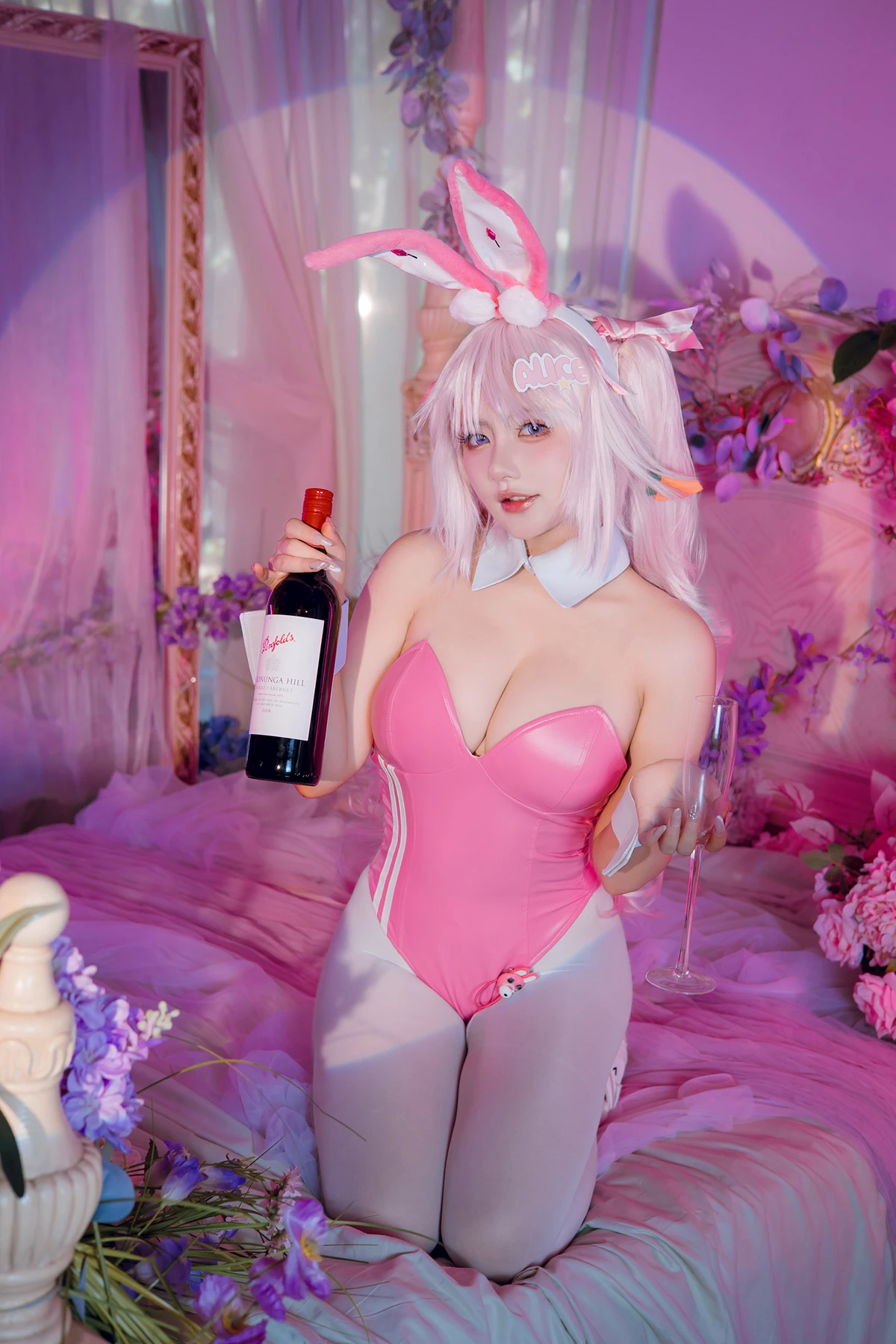 Cosplay 是一只熊仔吗 – Nikke爱丽丝兔女郎 - P46