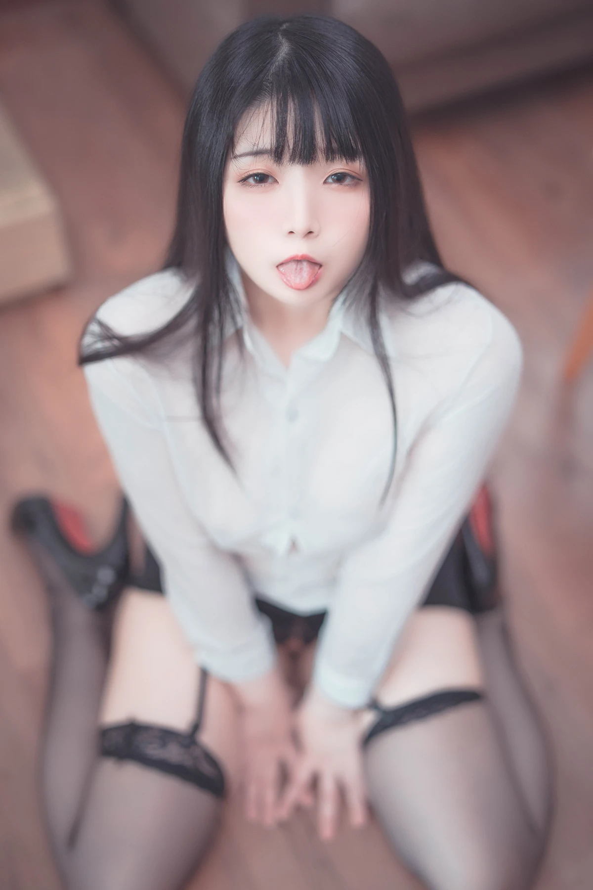 Cosplay 落落Raku – Weekday Eat Me - P28