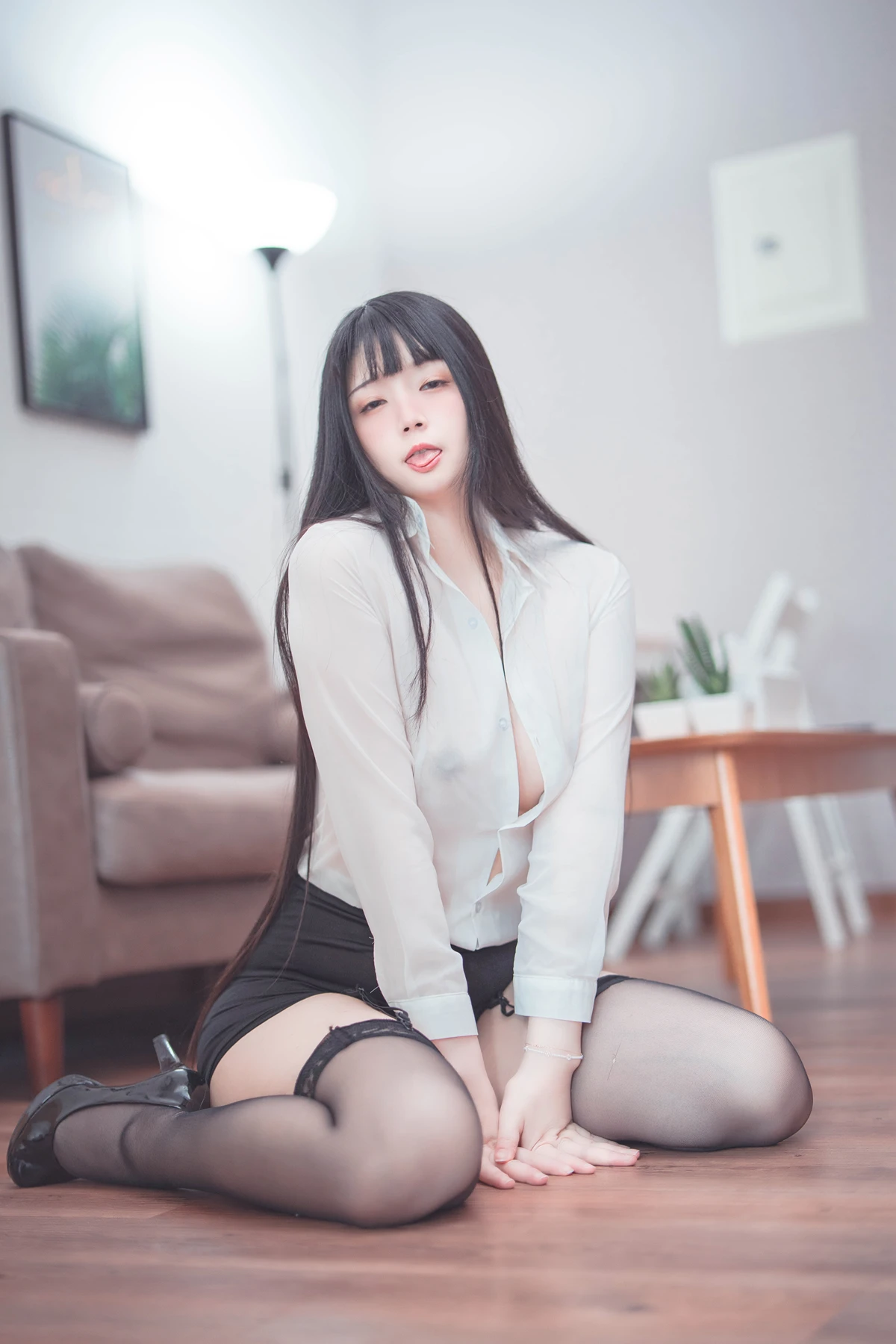 Cosplay 落落Raku – Weekday Eat Me - P31