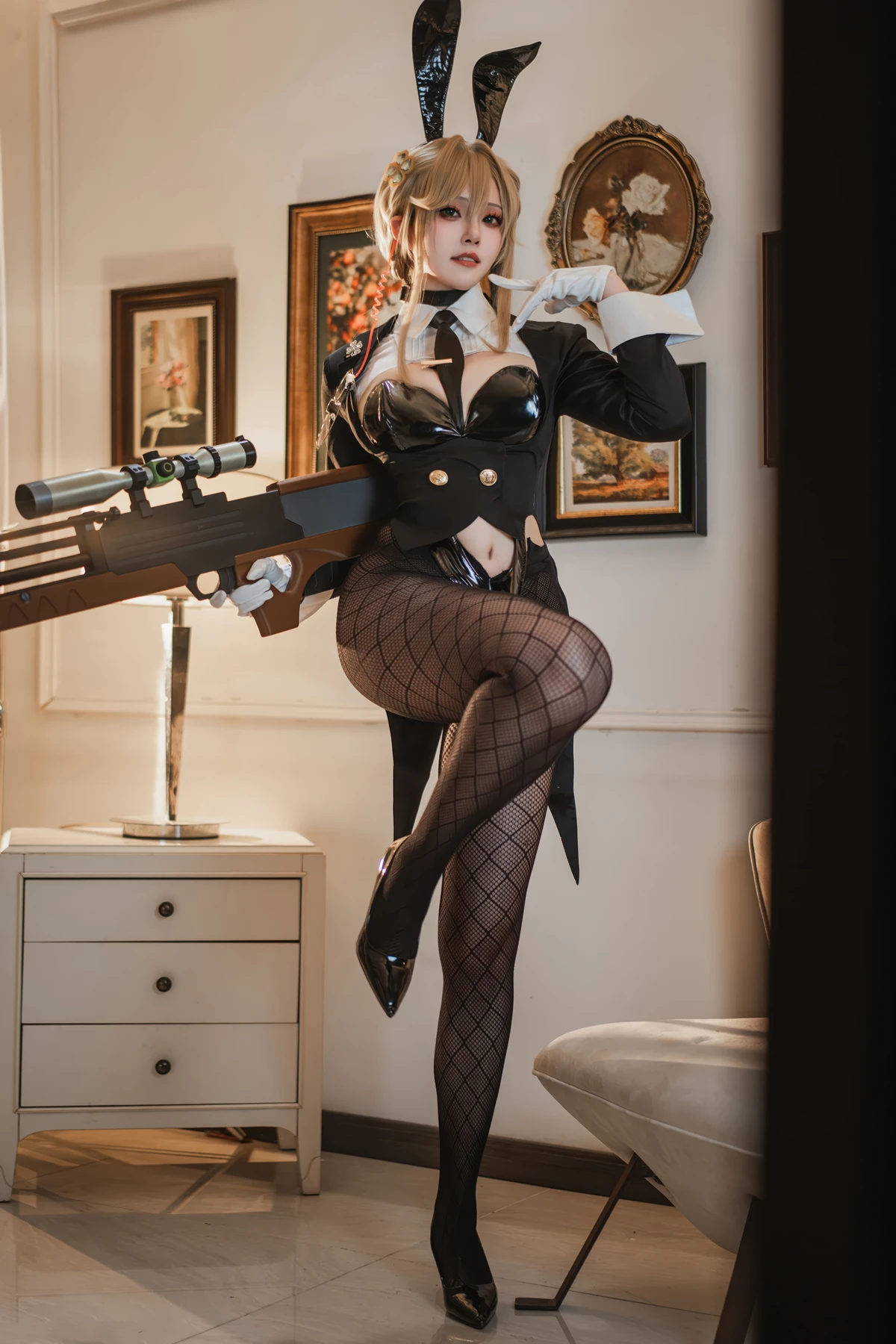 Cosplay Natsuko夏夏子 – NIKKE 爱德 特工兔女郎 - P12