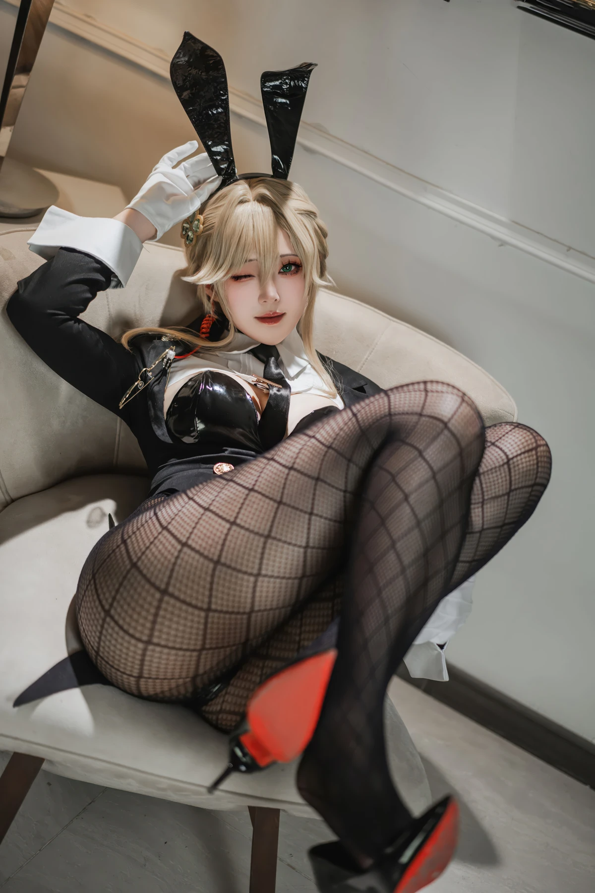 Cosplay Natsuko夏夏子 – NIKKE 爱德 特工兔女郎 - P32