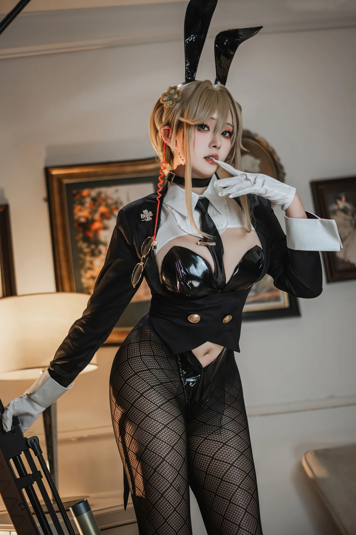 Cosplay Natsuko夏夏子 – NIKKE 爱德 特工兔女郎 - P8