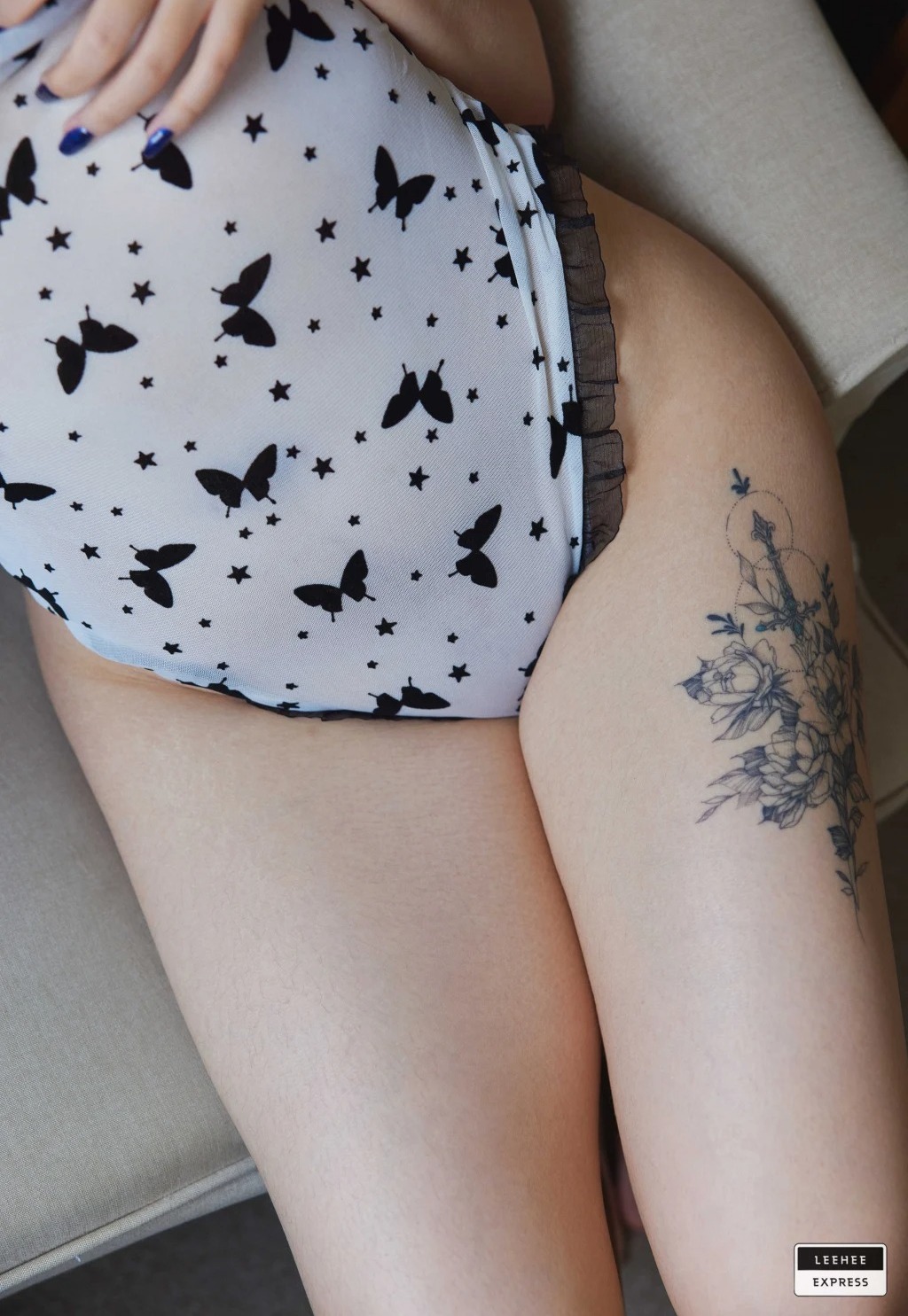[LE] LEHF-153: Sonson (손손) (52 photos) - P26