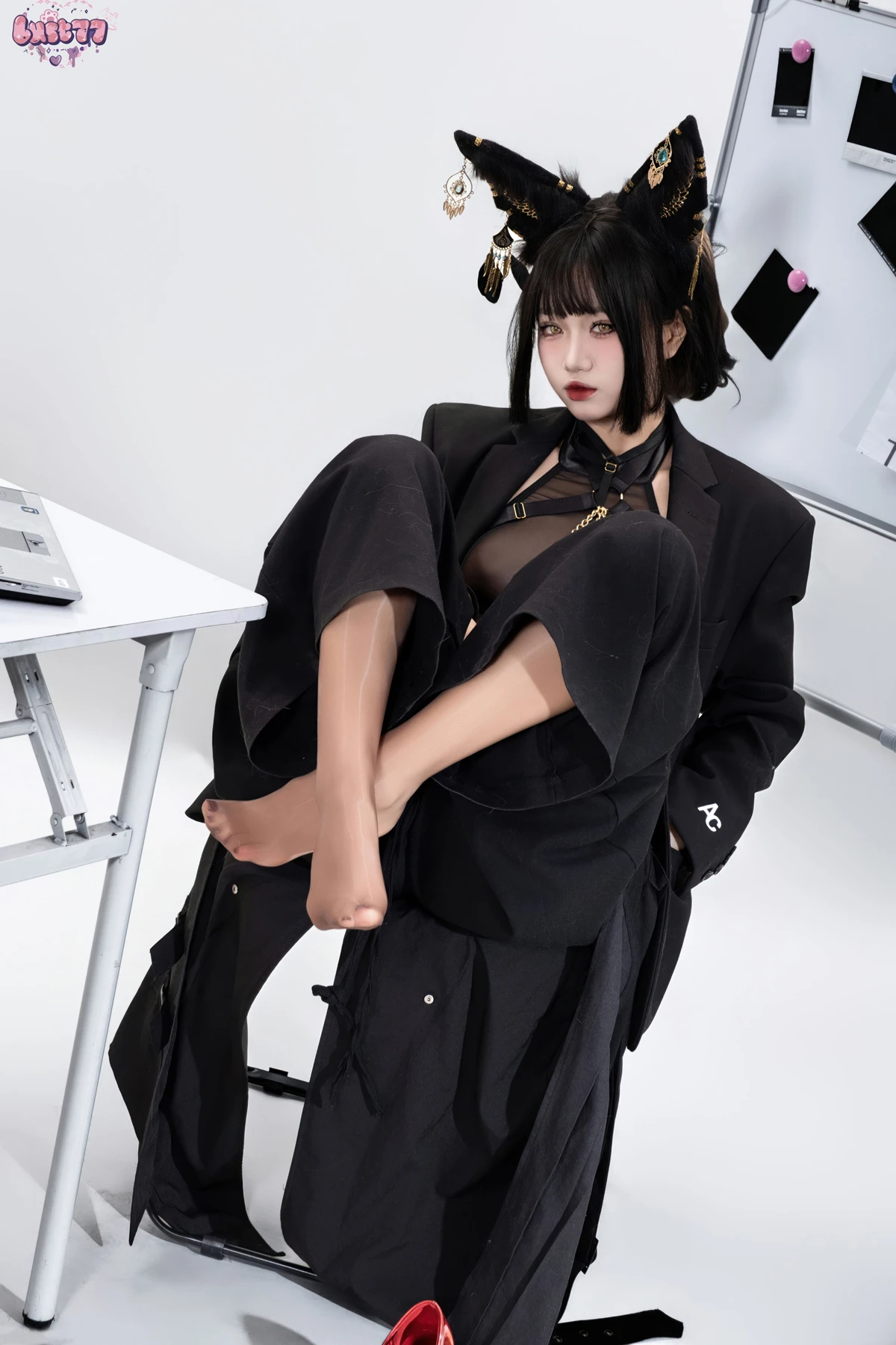 Cosplay 柒柒要乖哦 – 黑·阿努比斯 Set.02 - P11