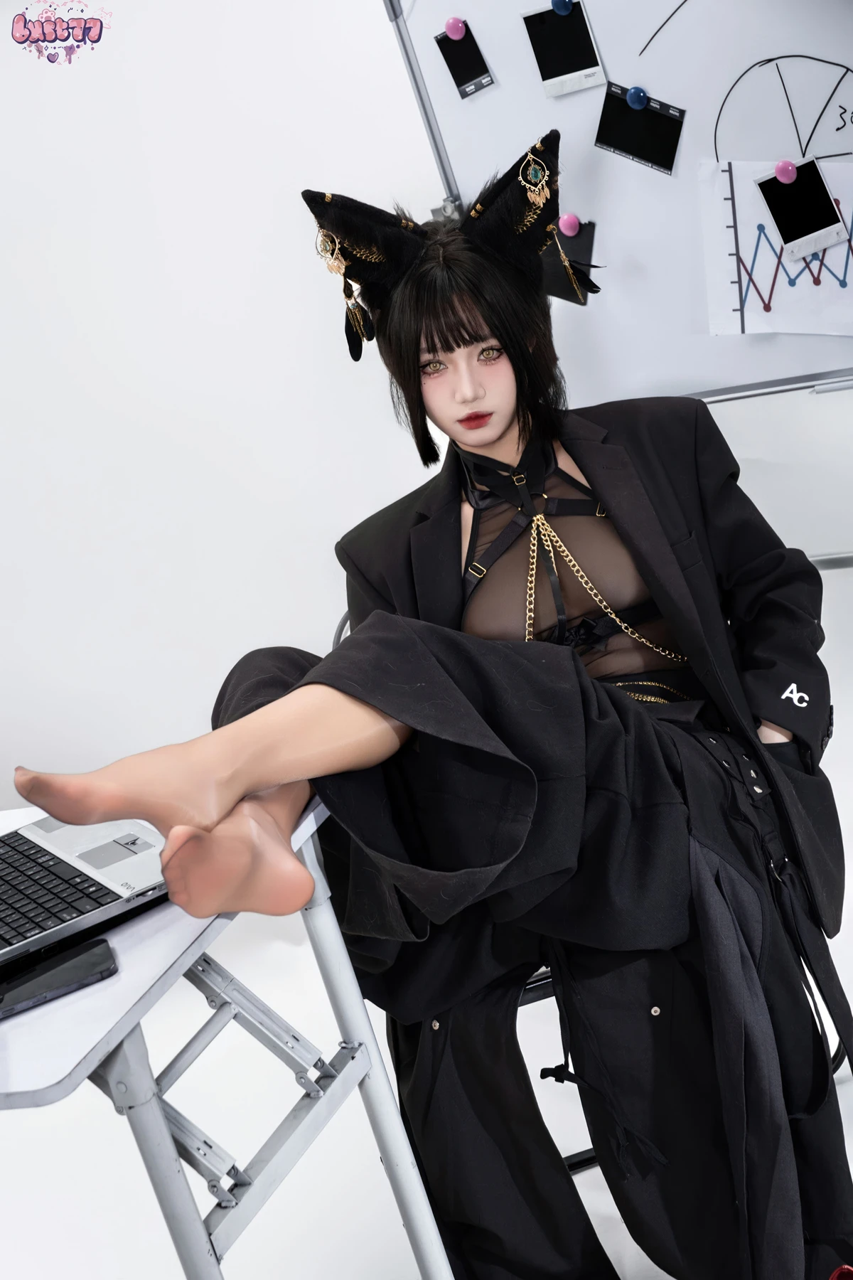 Cosplay 柒柒要乖哦 – 黑·阿努比斯 Set.02 - P12