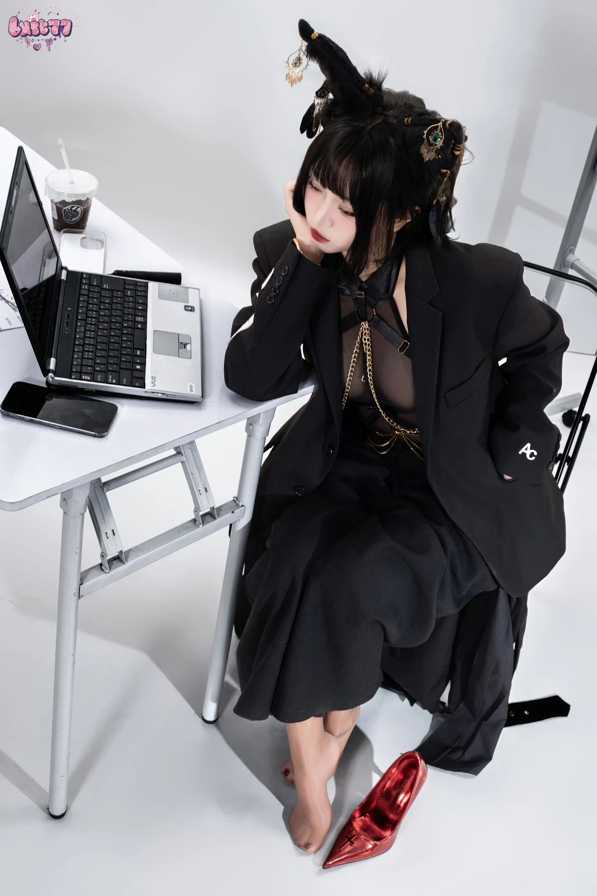 Cosplay 柒柒要乖哦 – 黑·阿努比斯 Set.02 - P8