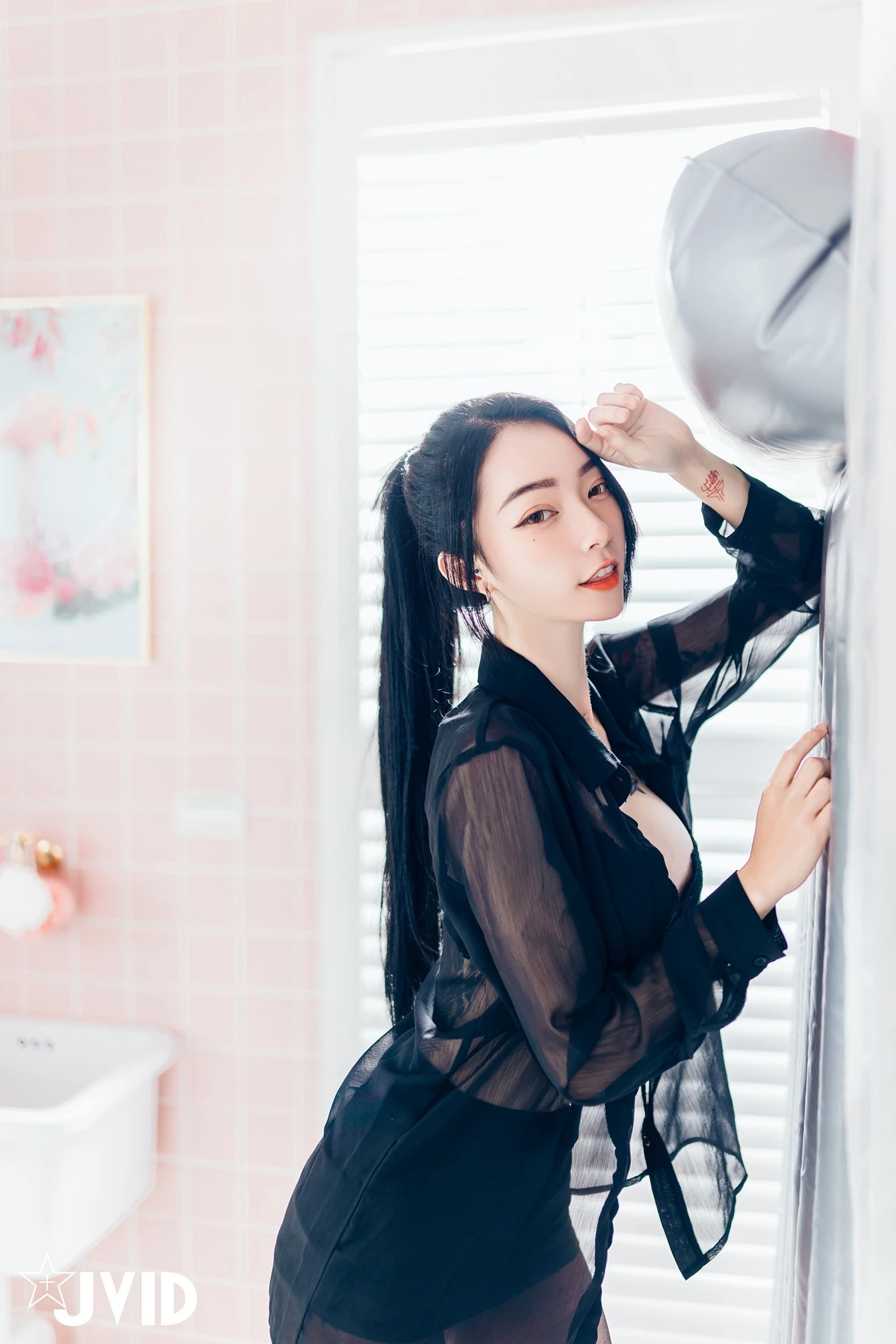 JVID Lele 樂樂 & 飄飄哥 – 上司新人下属 无内黑丝终极奥义 Set.01 - P32