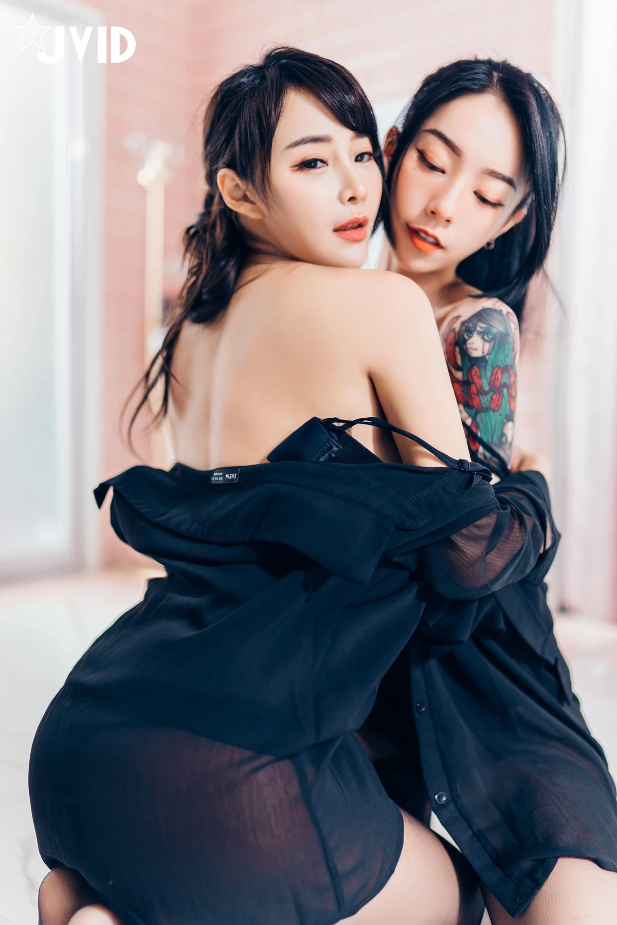 JVID Lele 樂樂 & 飄飄哥 – 上司新人下属 无内黑丝终极奥义 Set.01 - P50