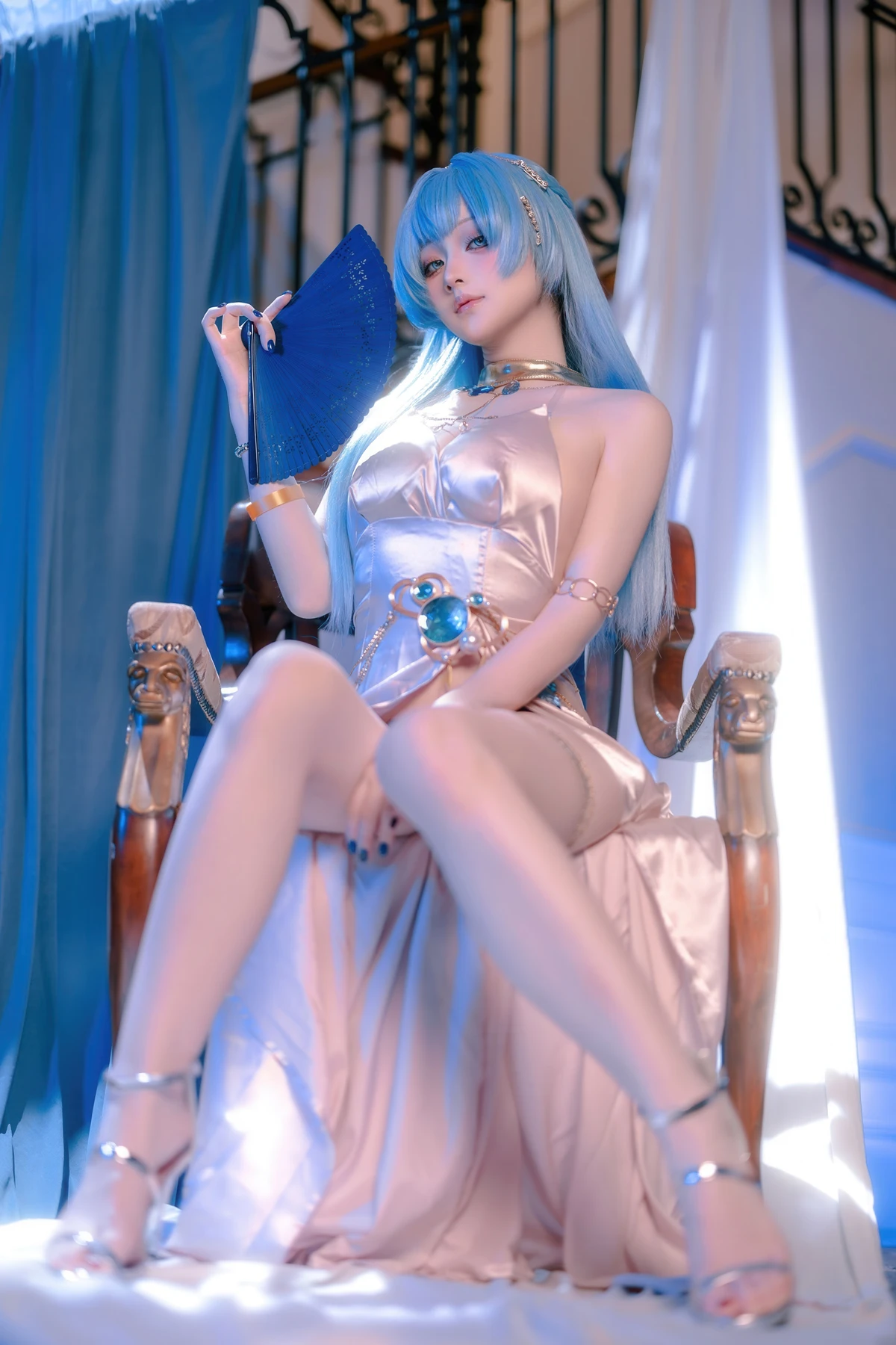 Cosplay 屿鱼 – 胜利女神 妮姬 海伦 礼服 - P10
