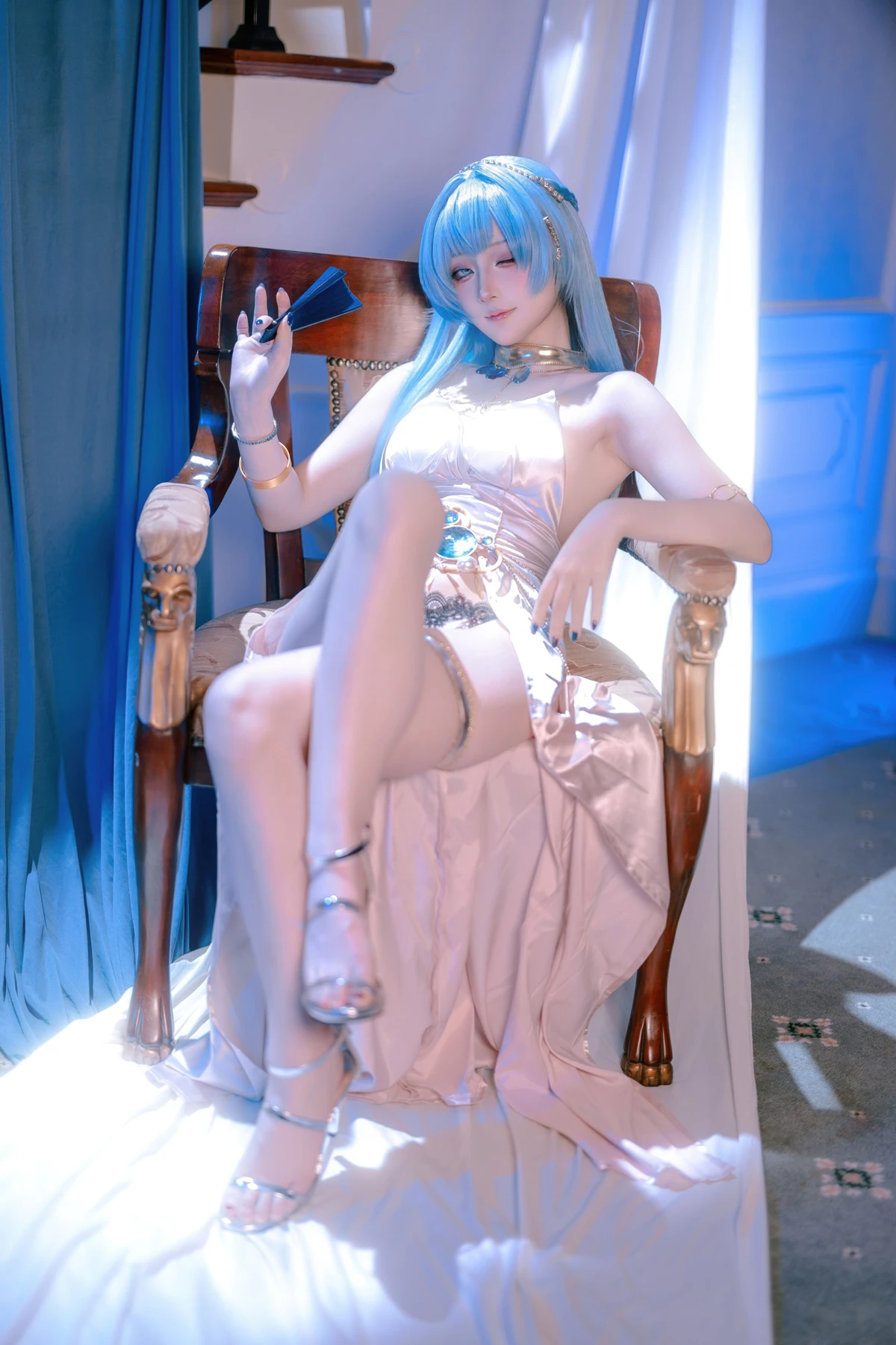 Cosplay 屿鱼 – 胜利女神 妮姬 海伦 礼服 - P12