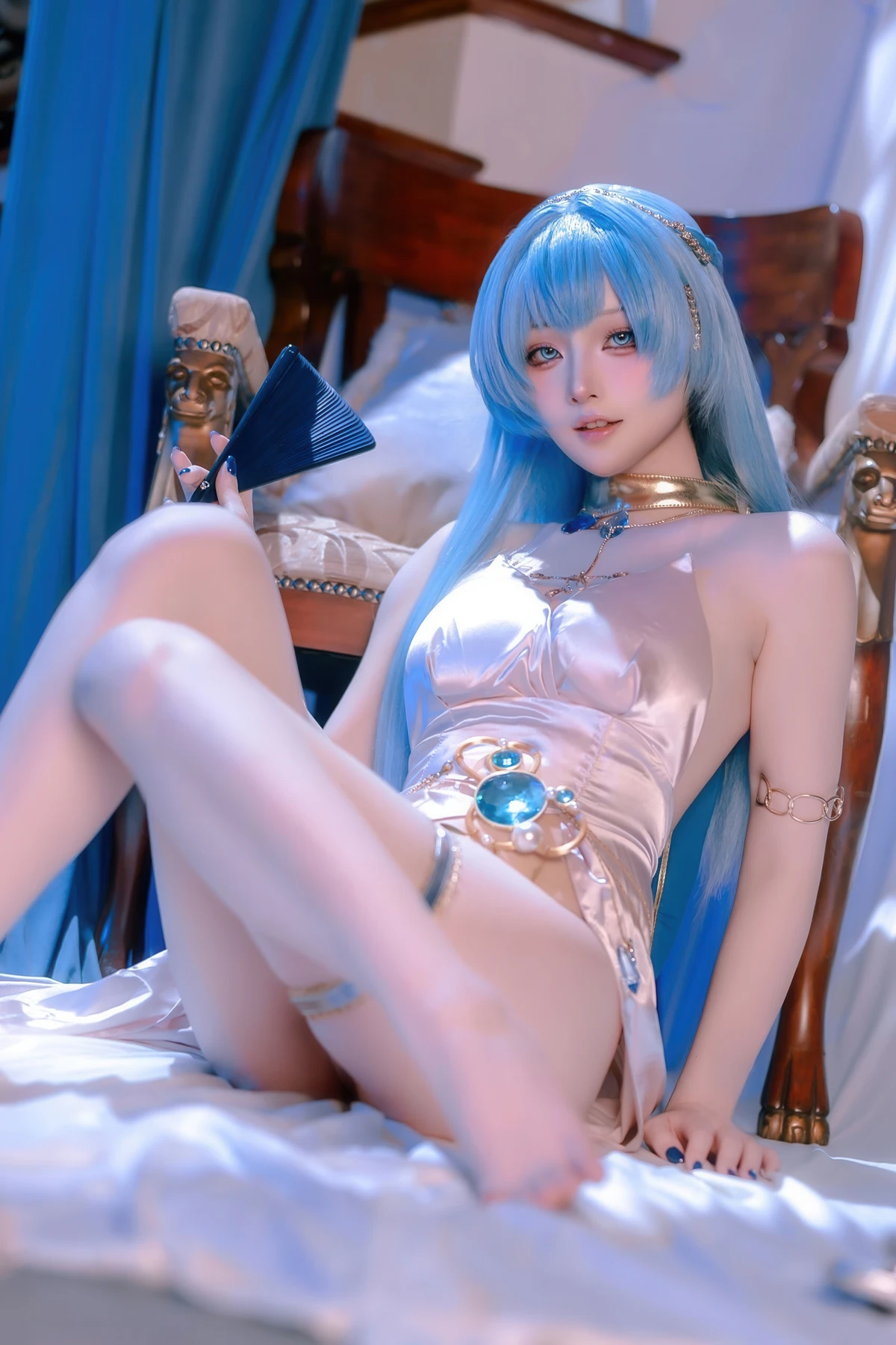 Cosplay 屿鱼 – 胜利女神 妮姬 海伦 礼服 - P34