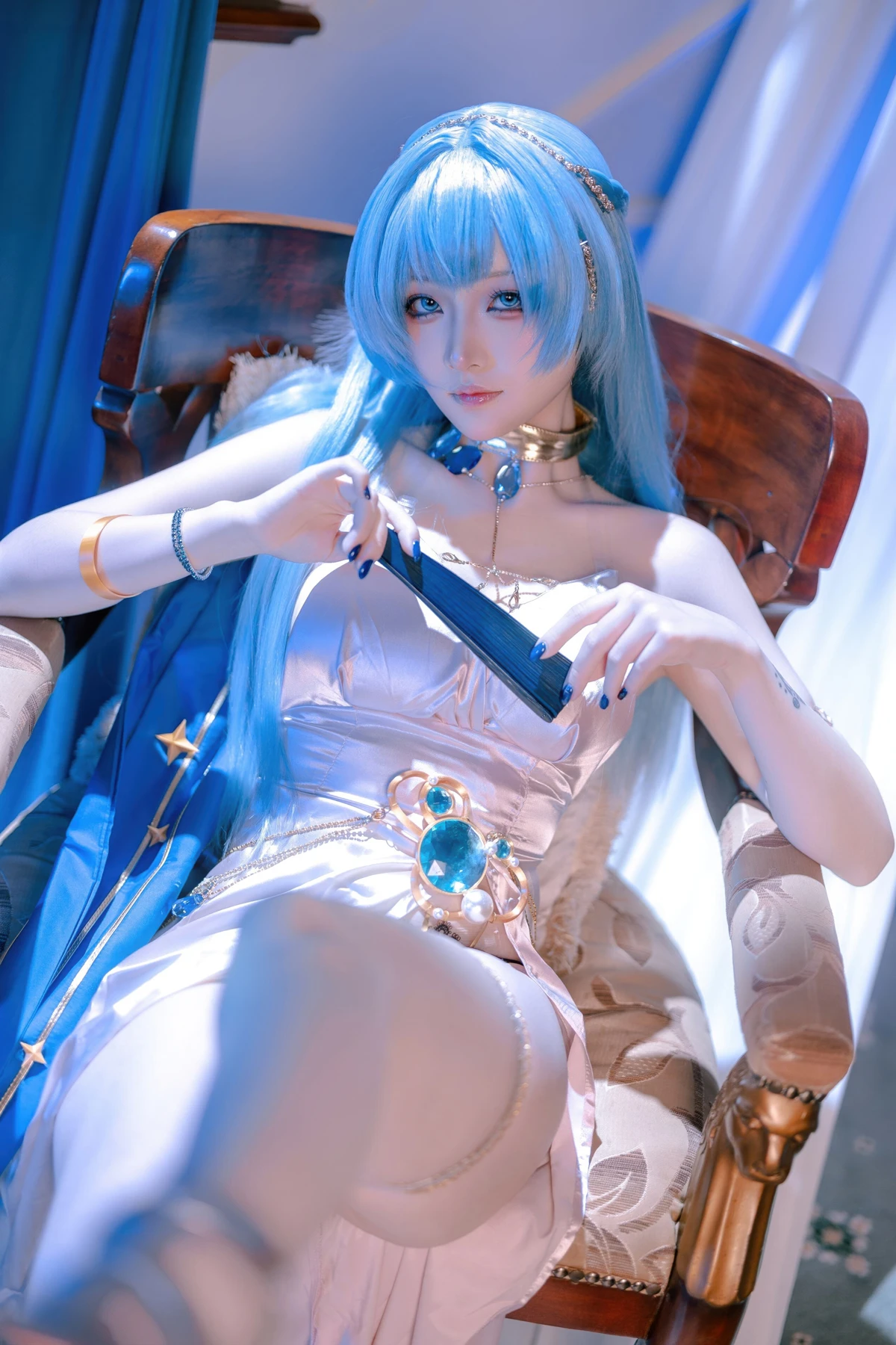 Cosplay 屿鱼 – 胜利女神 妮姬 海伦 礼服 - P44