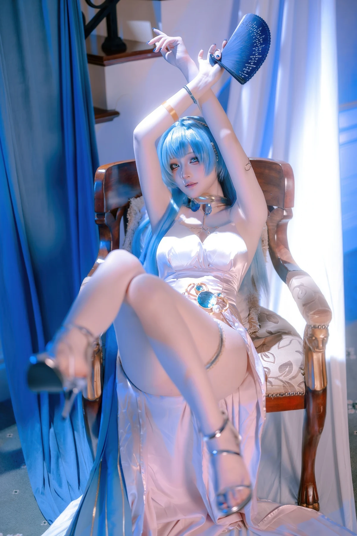 Cosplay 屿鱼 – 胜利女神 妮姬 海伦 礼服 - P49