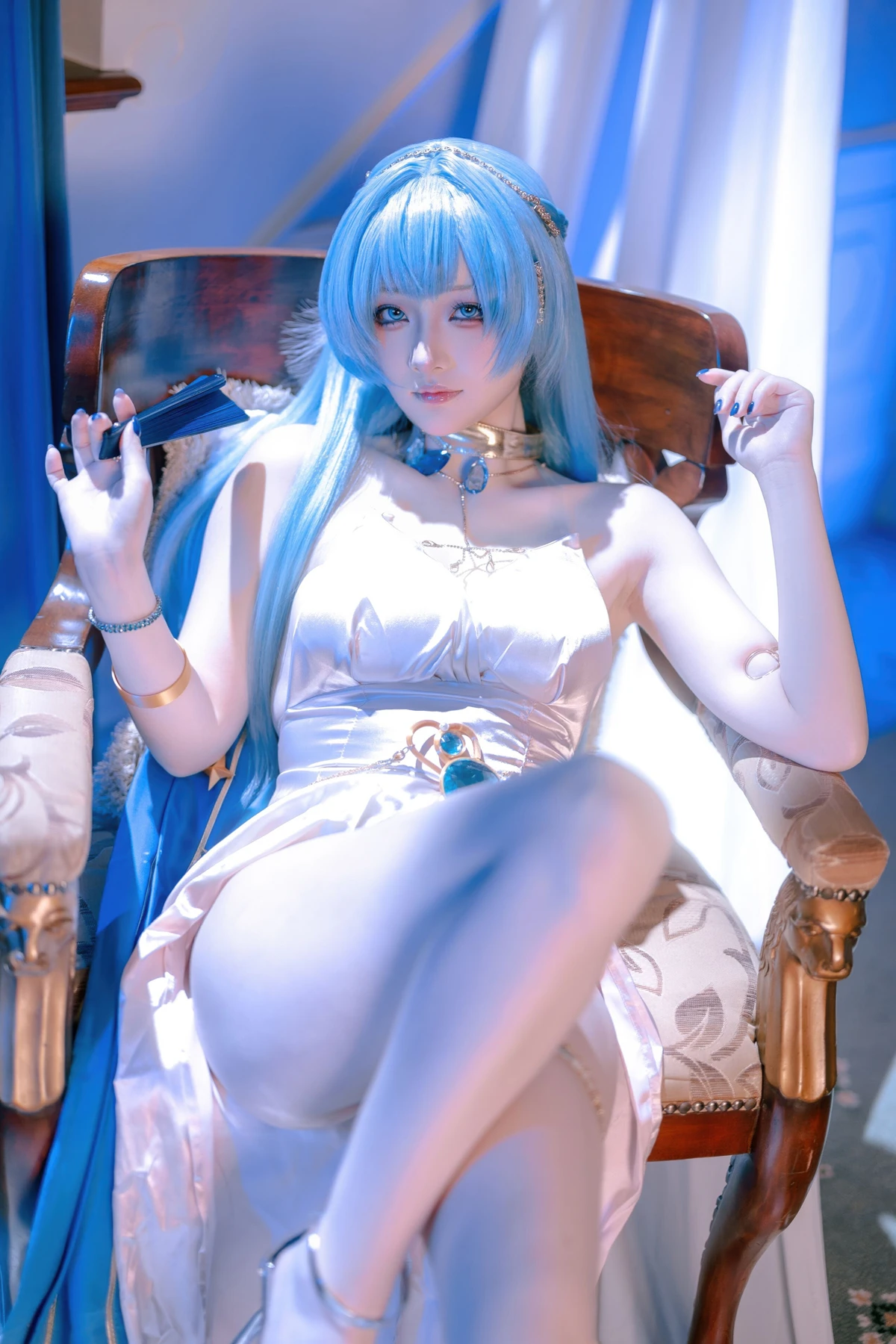 Cosplay 屿鱼 – 胜利女神 妮姬 海伦 礼服 - P8