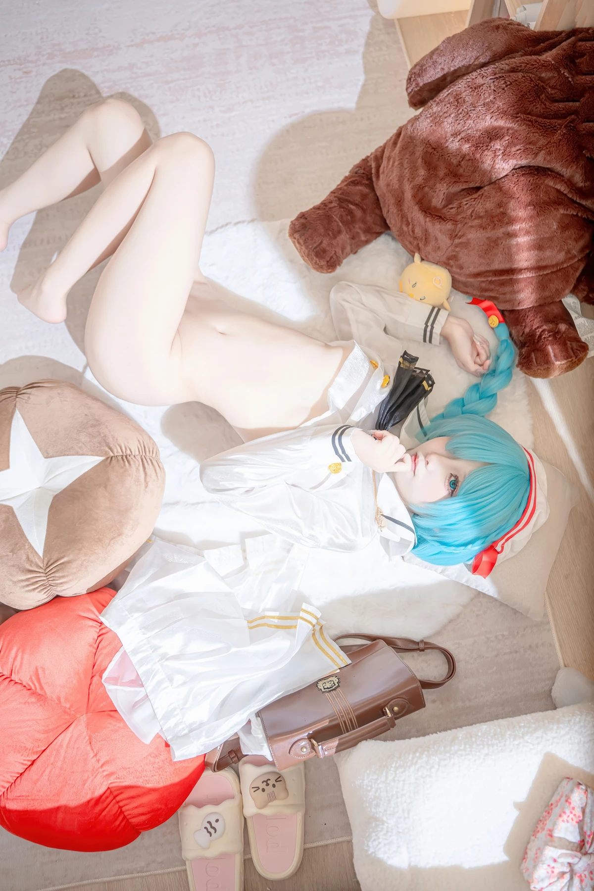 Cosplay 纸悦Etsu_ko – 雅努斯JK 碧蓝航线 - P55