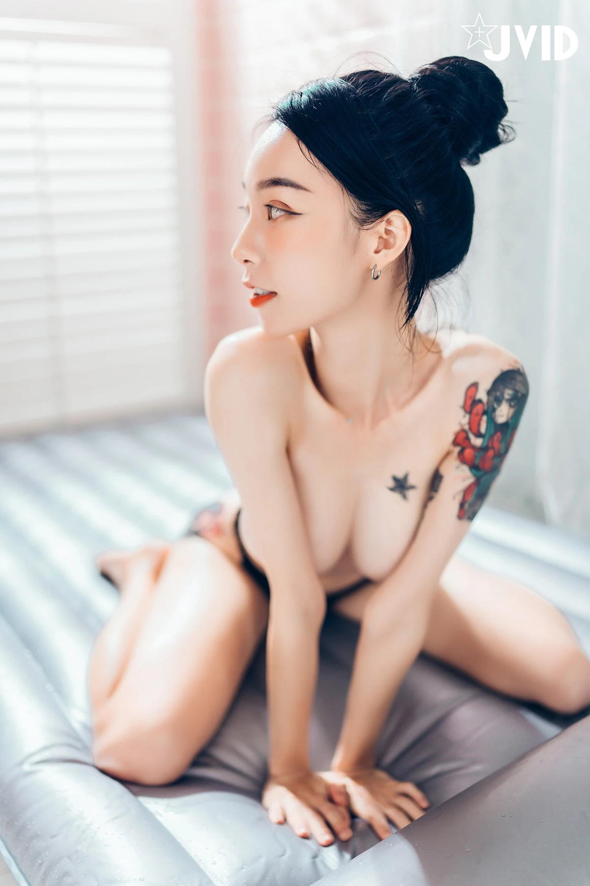 JVID Lele 樂樂 & 飄飄哥 – 上司新人下属 无内黑丝终极奥义 Set.03 - P49