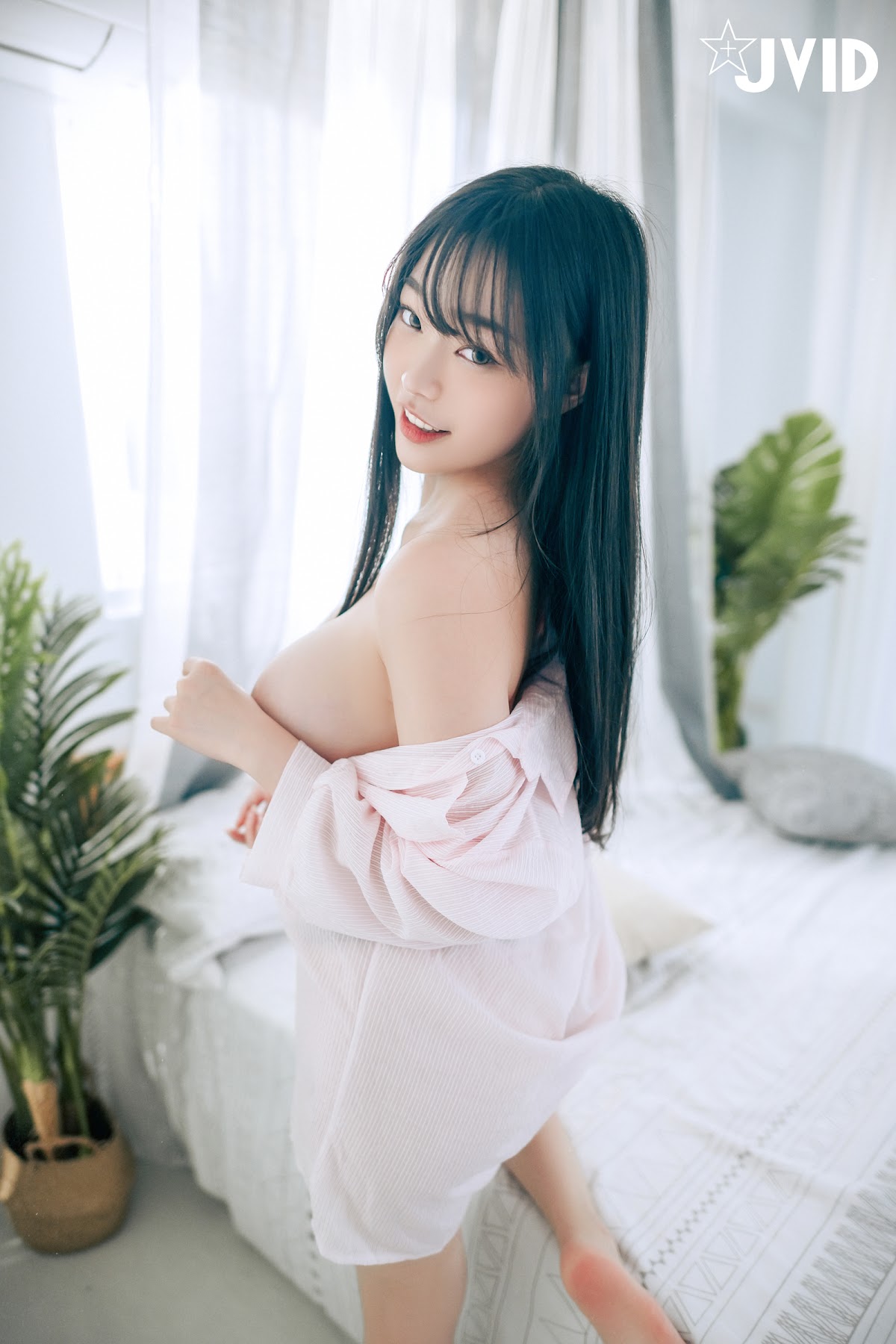 [JVID] 苡昕Slivia – 超巨乳女秘書 - P127