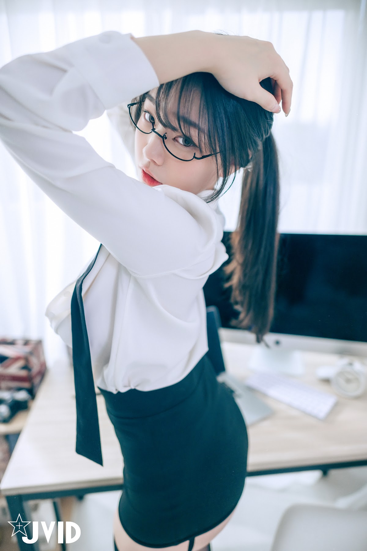 [JVID] 苡昕Slivia – 超巨乳女秘書 - P24