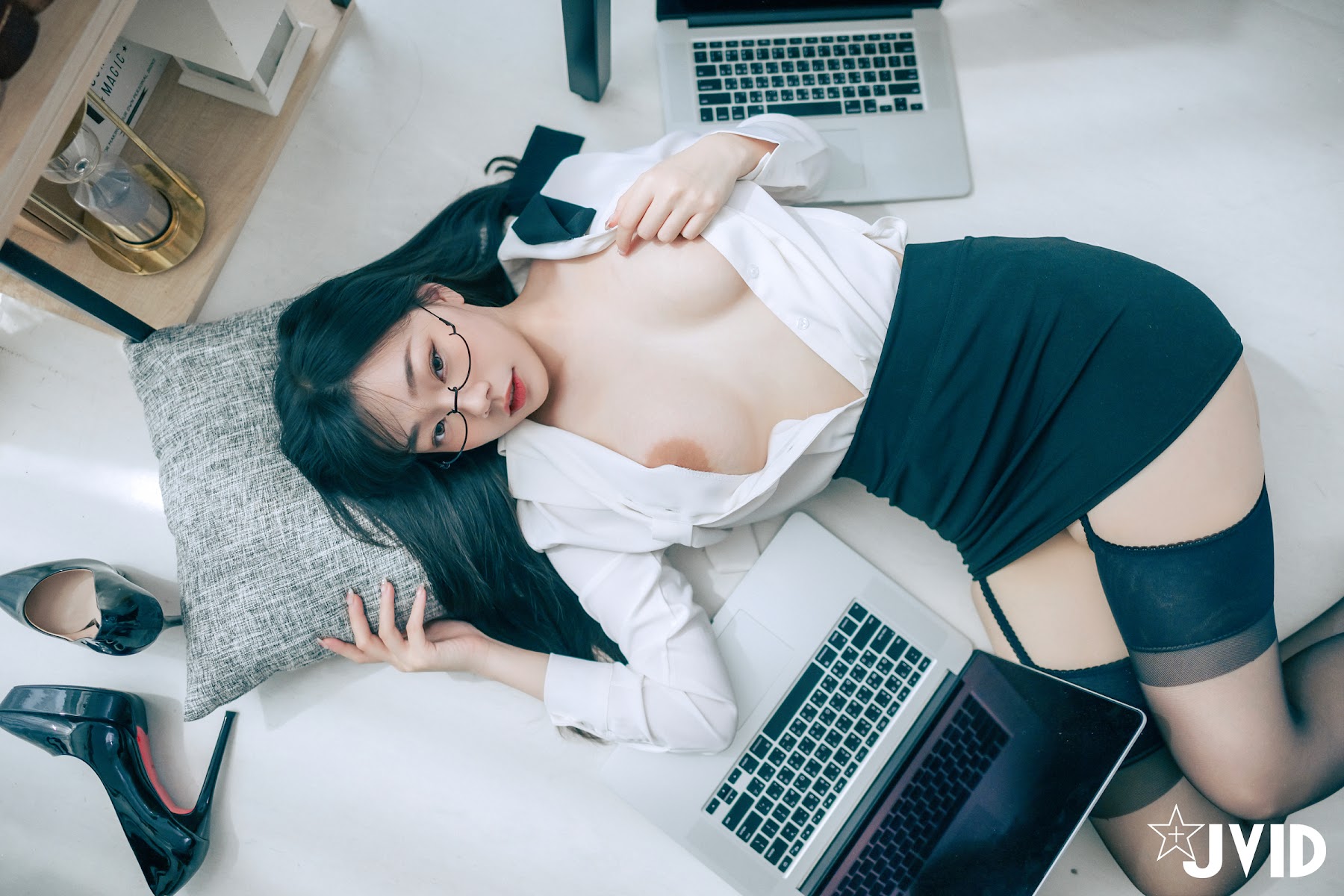 [JVID] 苡昕Slivia – 超巨乳女秘書 - P75