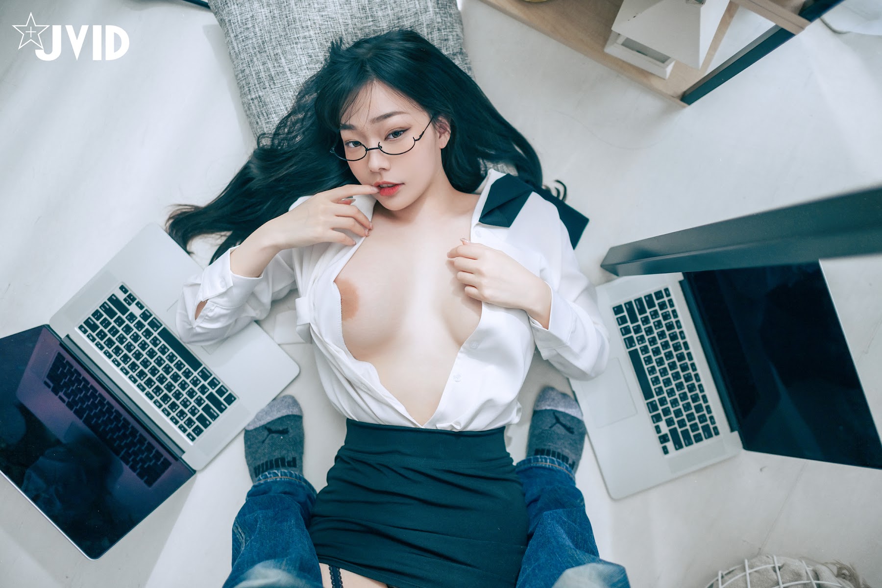 [JVID] 苡昕Slivia – 超巨乳女秘書 - P76