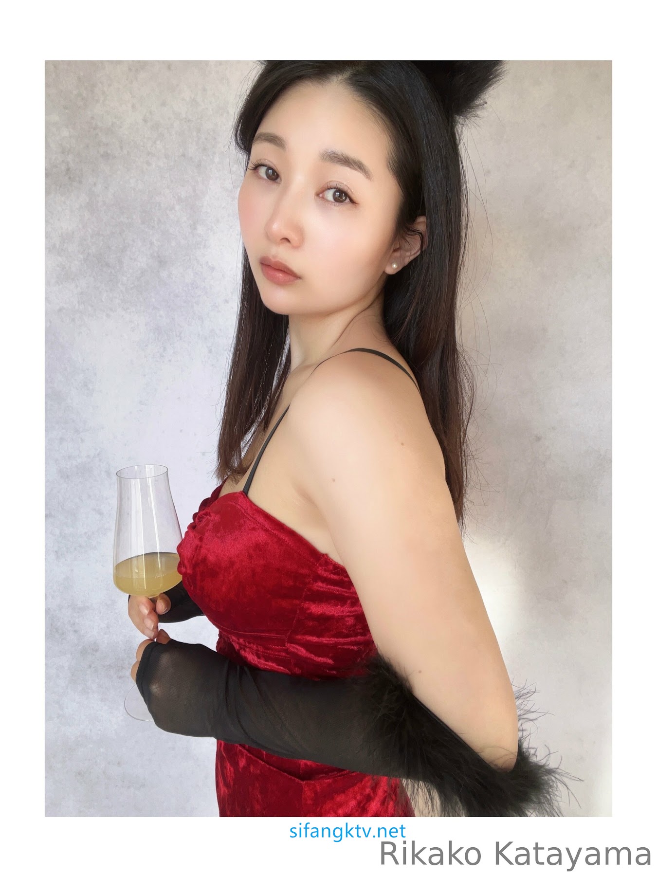 Rikako Katayama – OnlyFans 蜂腰大奶马甲线 甜心少妇性爱福利 优雅的气质甜美笑容让人沉醉 - P150