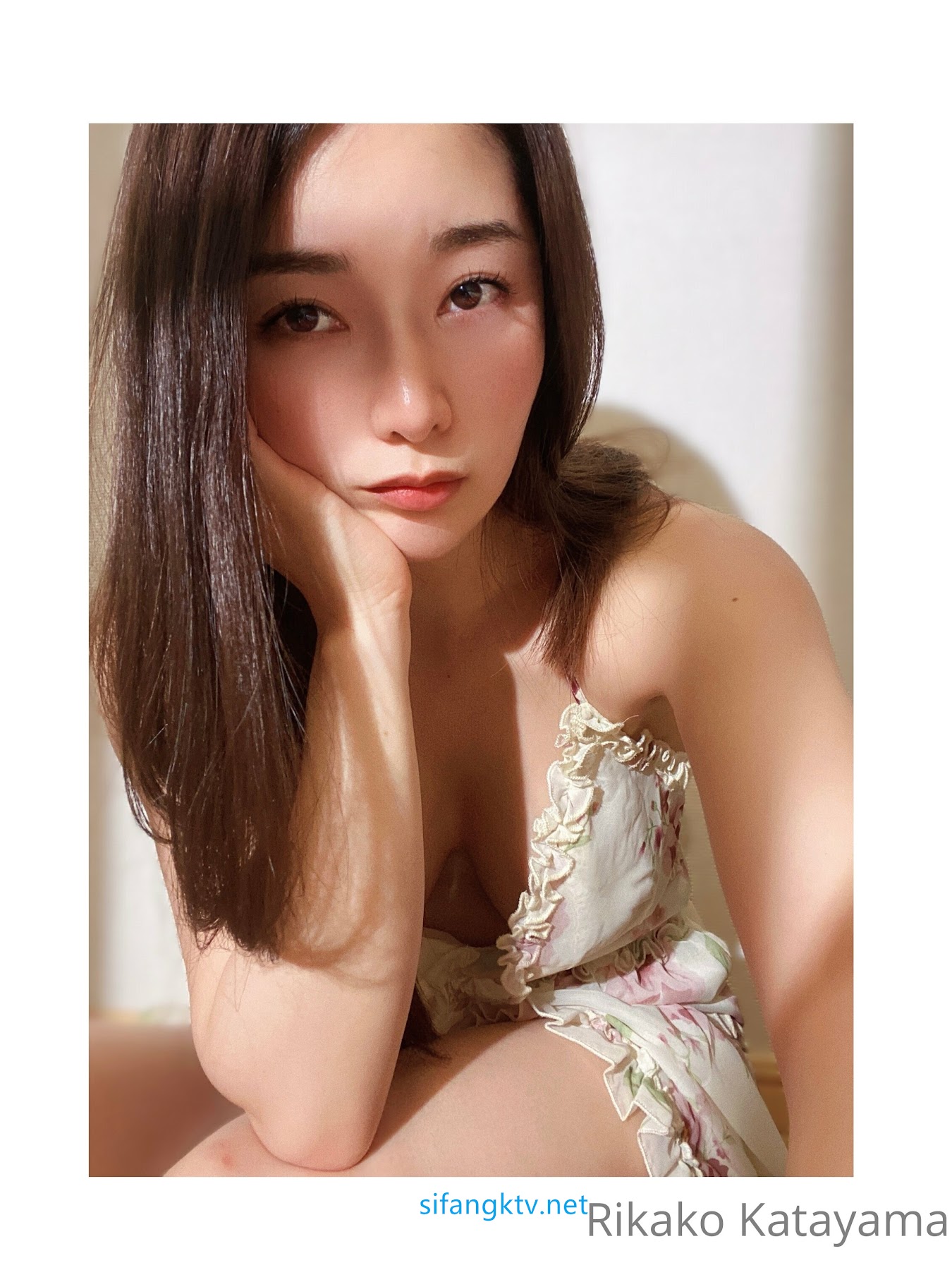 Rikako Katayama – OnlyFans 蜂腰大奶马甲线 甜心少妇性爱福利 优雅的气质甜美笑容让人沉醉 - P236