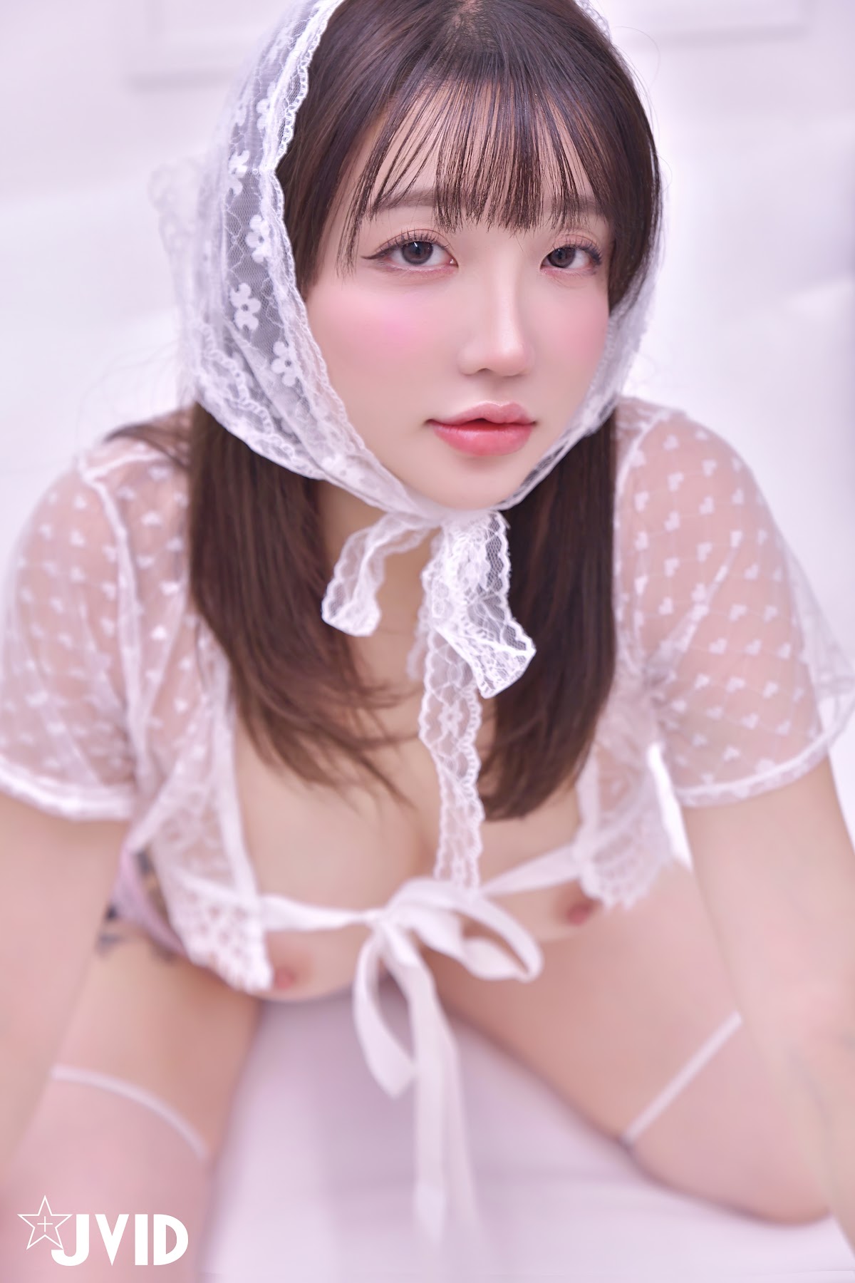 [JVID] Son Ye-Eun (손예은) – 粉白蕾絲小婦人 - P40