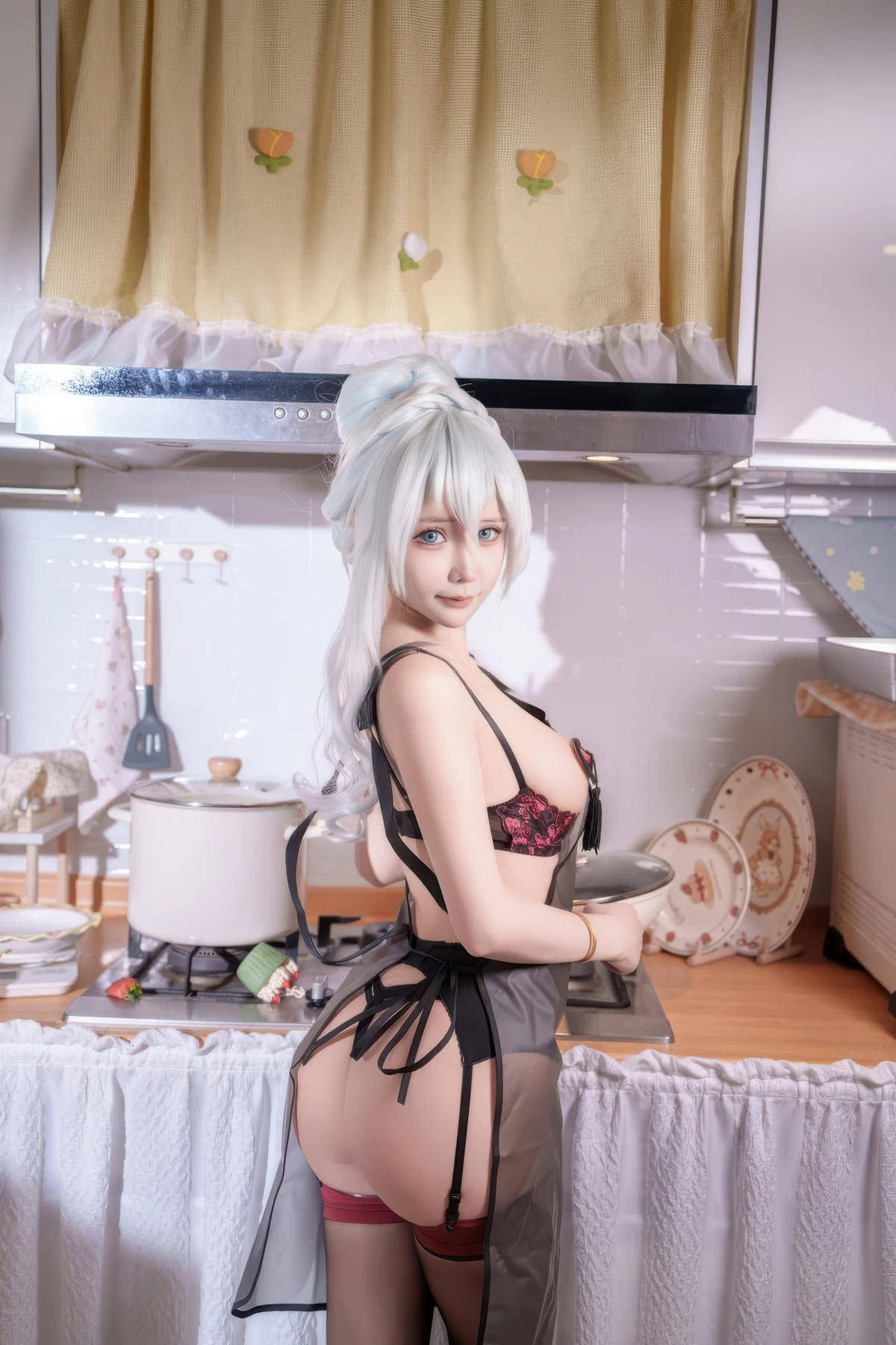 Cosplay 抱走莫子aa – 雪女厨娘 - P32
