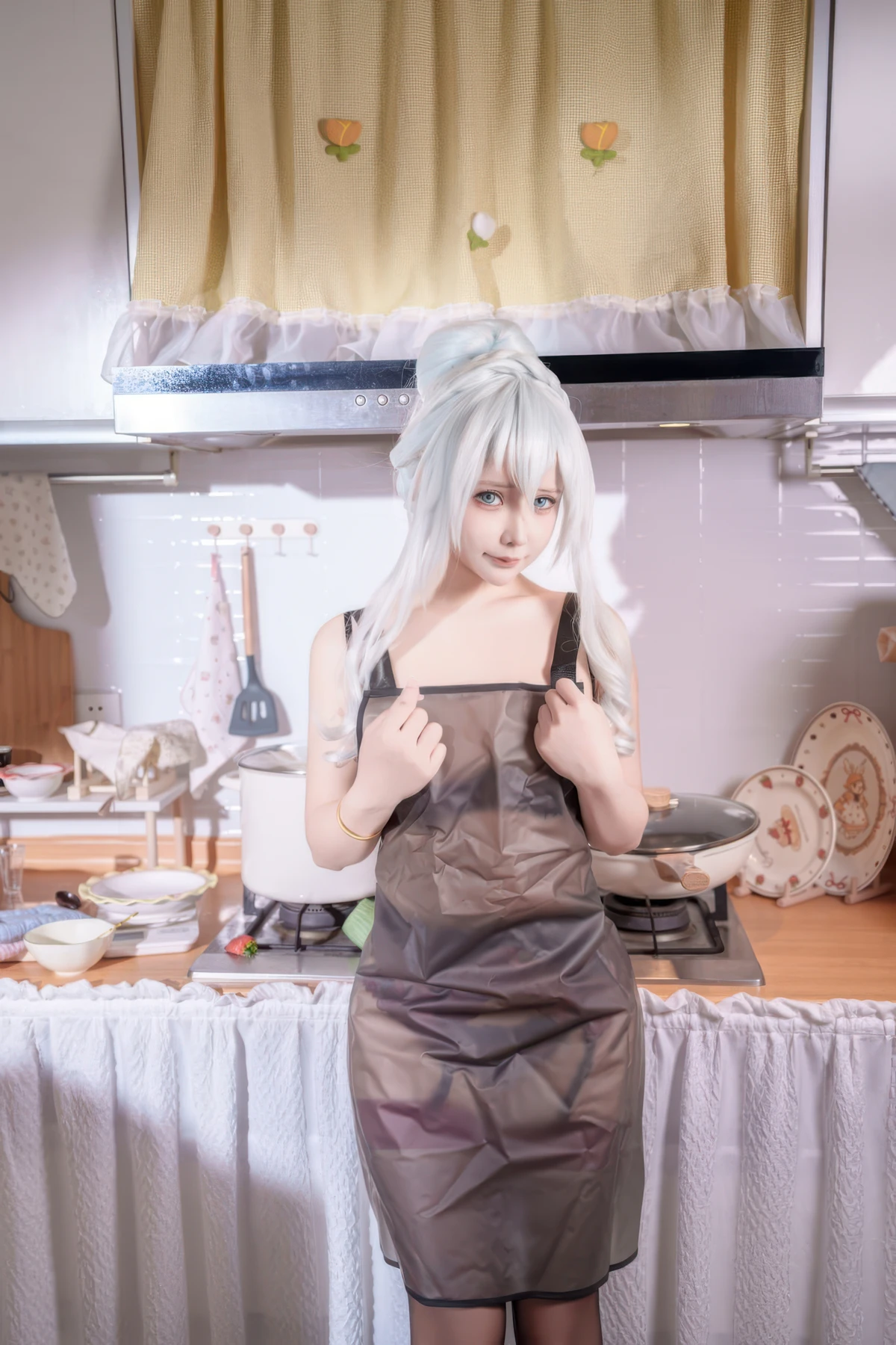 Cosplay 抱走莫子aa – 雪女厨娘 - P34