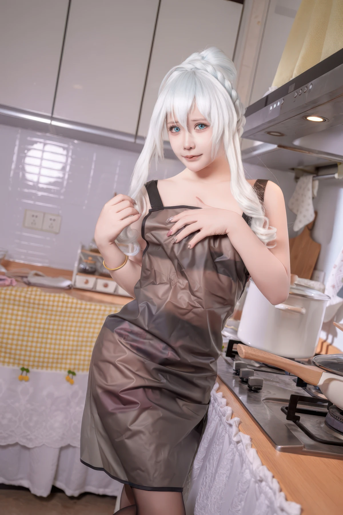Cosplay 抱走莫子aa – 雪女厨娘 - P37