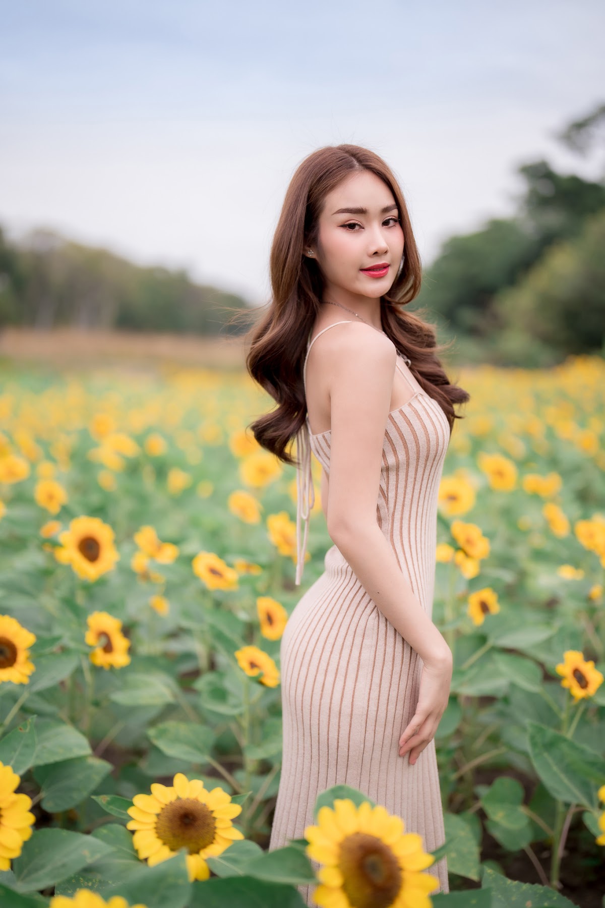 SiS Magazine P010 - P15
