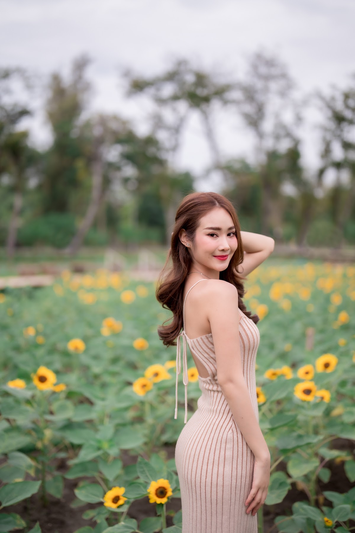 SiS Magazine P010 - P22