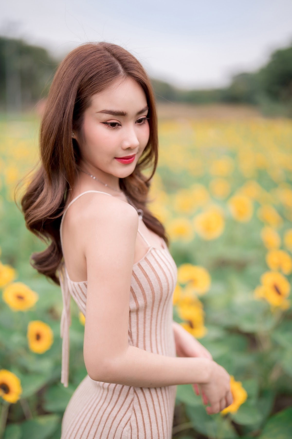 SiS Magazine P010 - P4