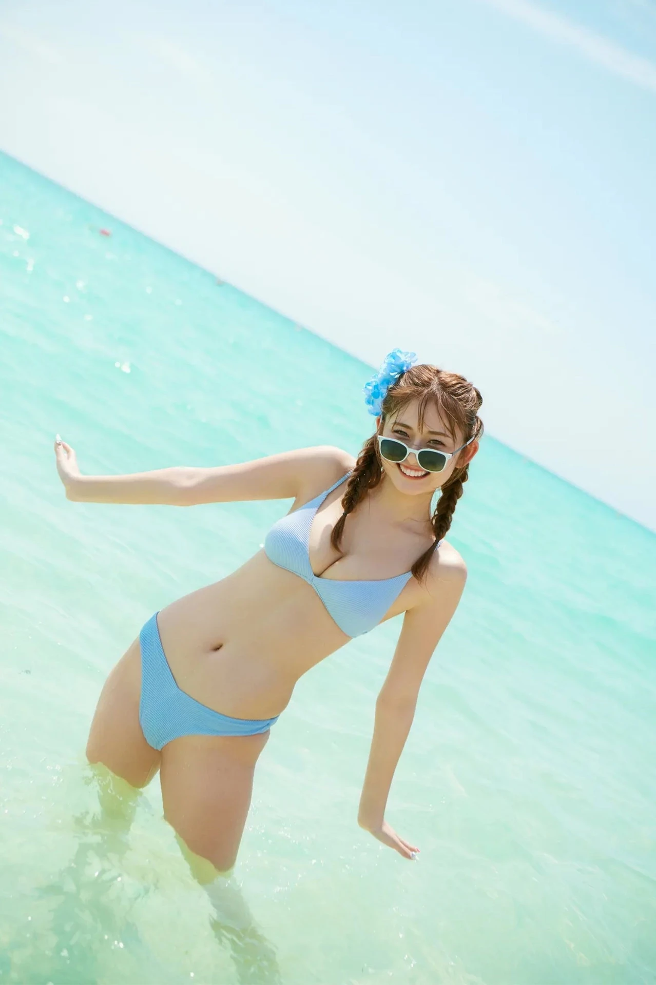 Yuuchami ゆうちゃみ, 2nd写真集 「ちゃみSummer オール未公開」 Set.05 - P24