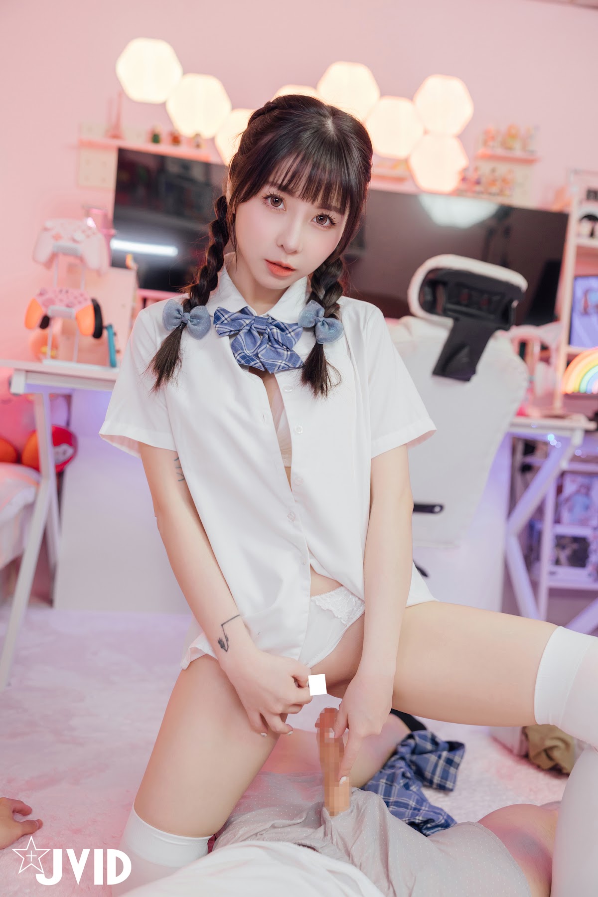 [JVID] Tiny – 量身訂製の性愛娃娃 - P61