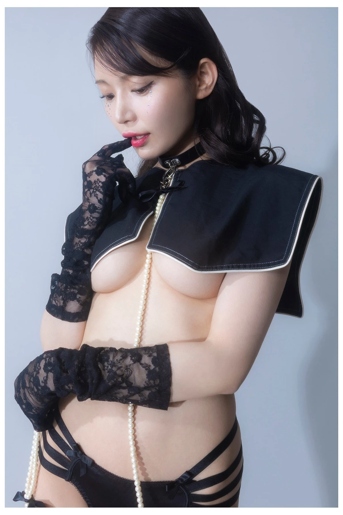 Sayaka Nitori 似鳥沙也加, 週プレ Photo Book 「好き好き好きずっと好き。」 Set.02 - P13