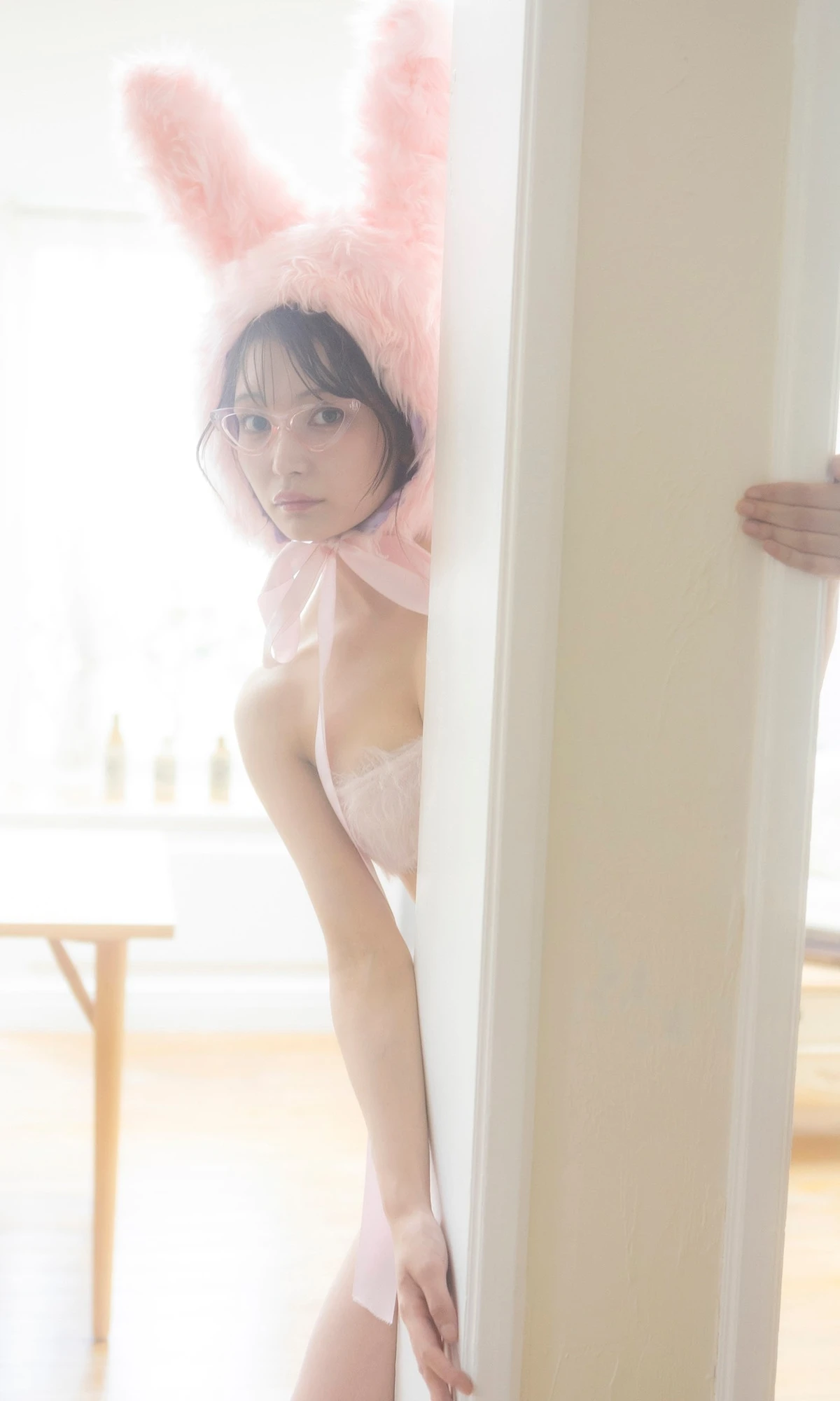Sayaka Nitori 似鳥沙也加, 週プレ Photo Book 「好き好き好きずっと好き。」 Set.02 - P32