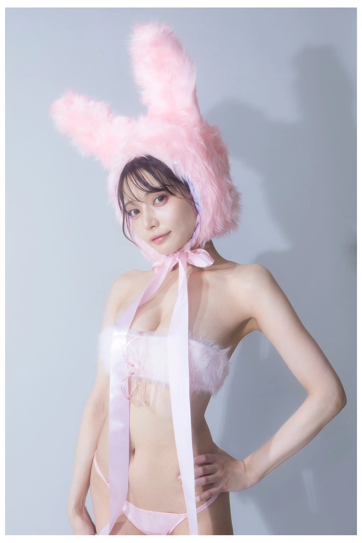 Sayaka Nitori 似鳥沙也加, 週プレ Photo Book 「好き好き好きずっと好き。」 Set.02 - P36