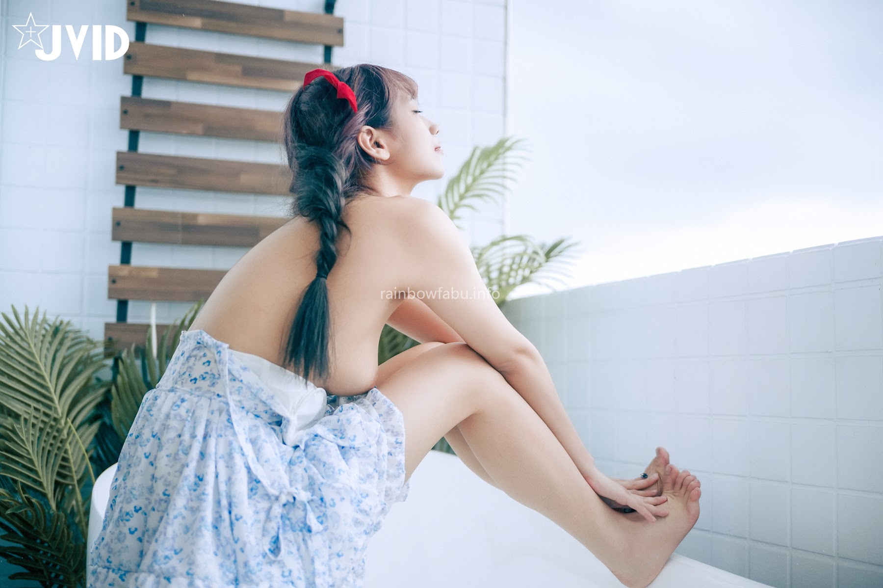 [JVID] 吳紫欣 – 戀愛感爆棚的野餐約會－紫欣❤️女友洋裝的肩帶滑下來了😳那乾脆就別穿了吧😍 - P78