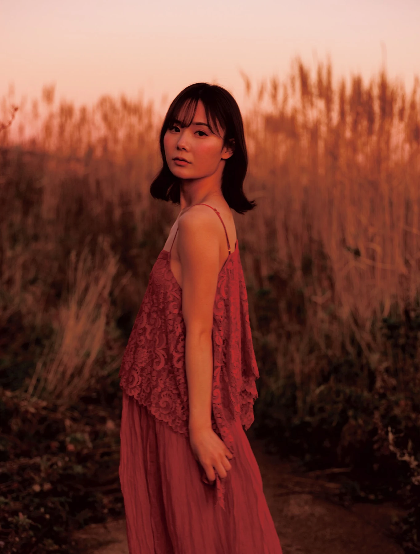 MIRU みる, アダルト写真集 「Scenery」 Set.01 - P3