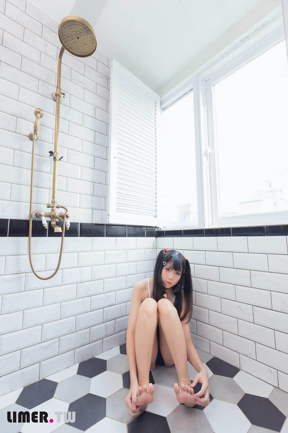 Linnco, Limerence Photobook No.001 Set.02 - P22