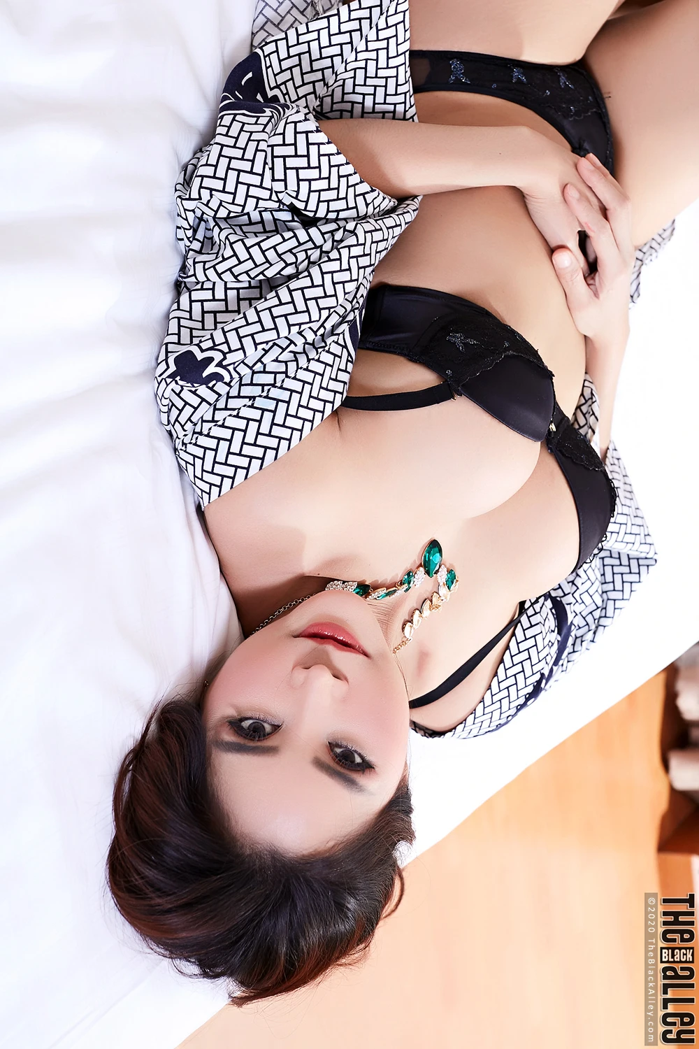 Olivia – The Black Alley Photobook Set.15 - P20