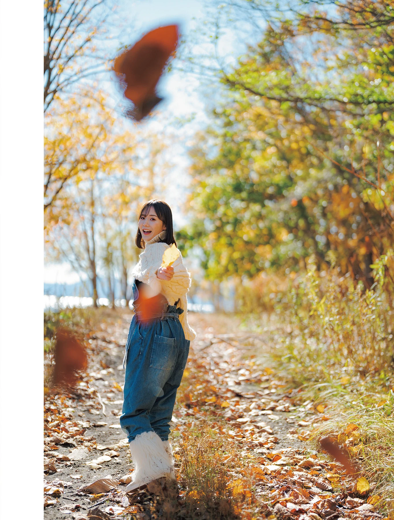 MIRU みる, アダルト写真集 「Scenery」 Set.02 - P1