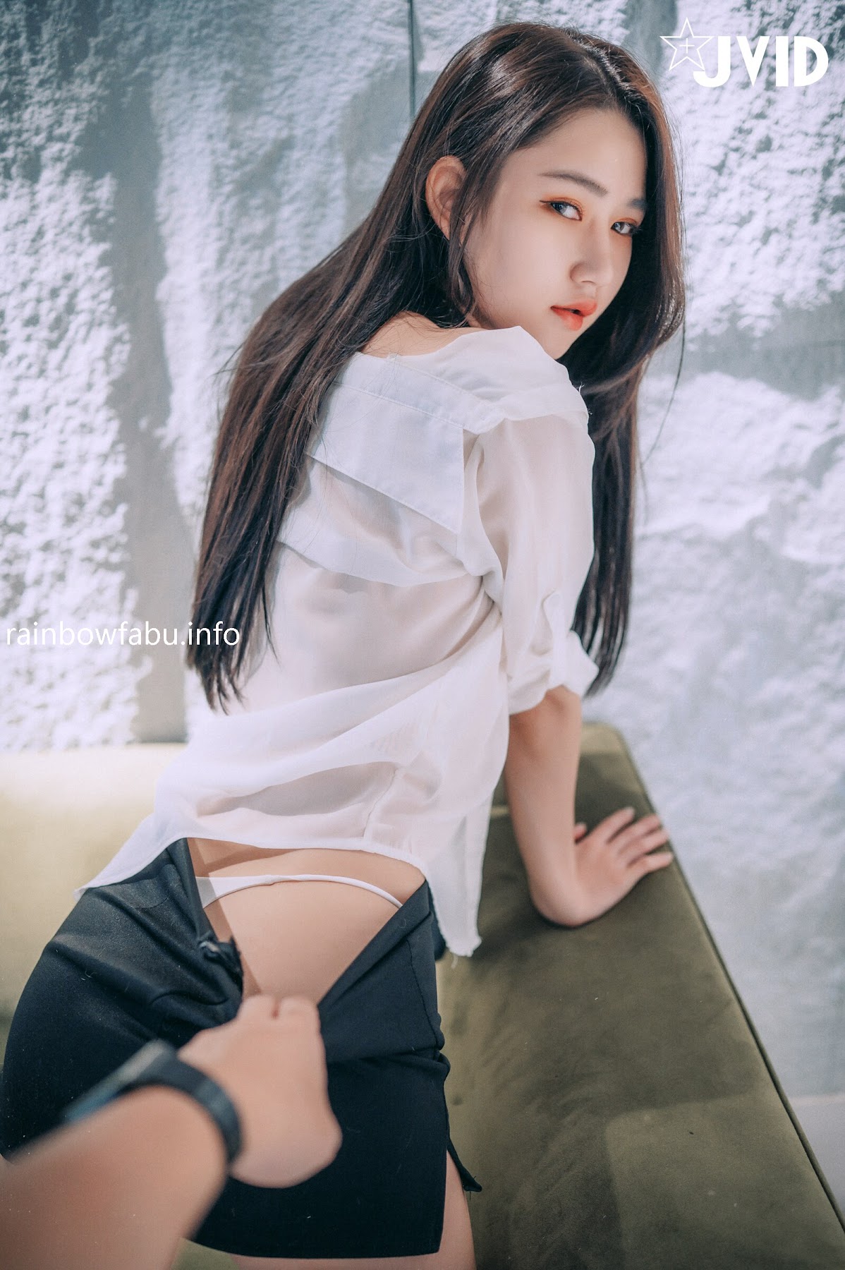 [JVID] 冰冰 – 性感长腿女秘书 - P10