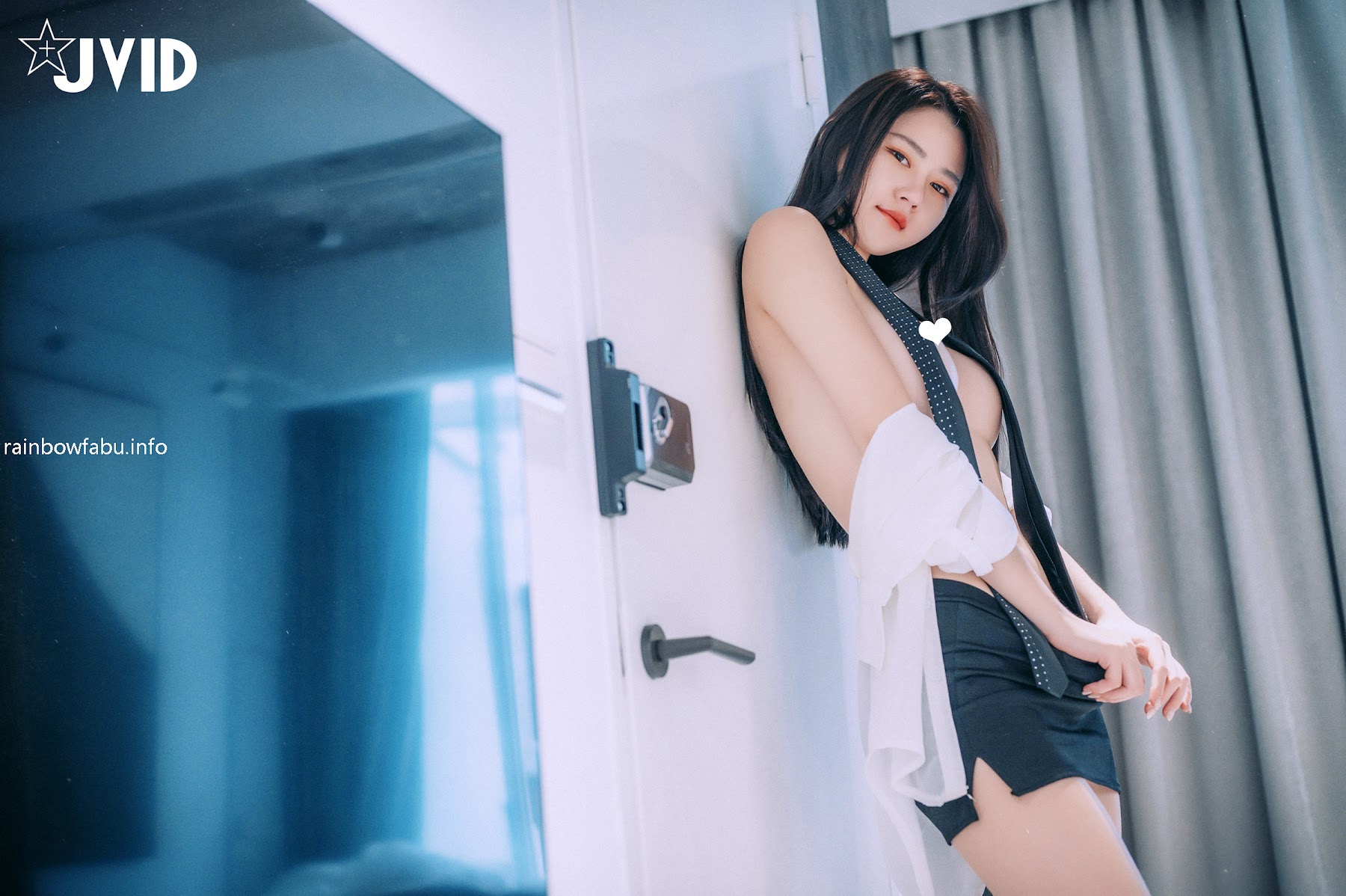 [JVID] 冰冰 – 性感长腿女秘书 - P61