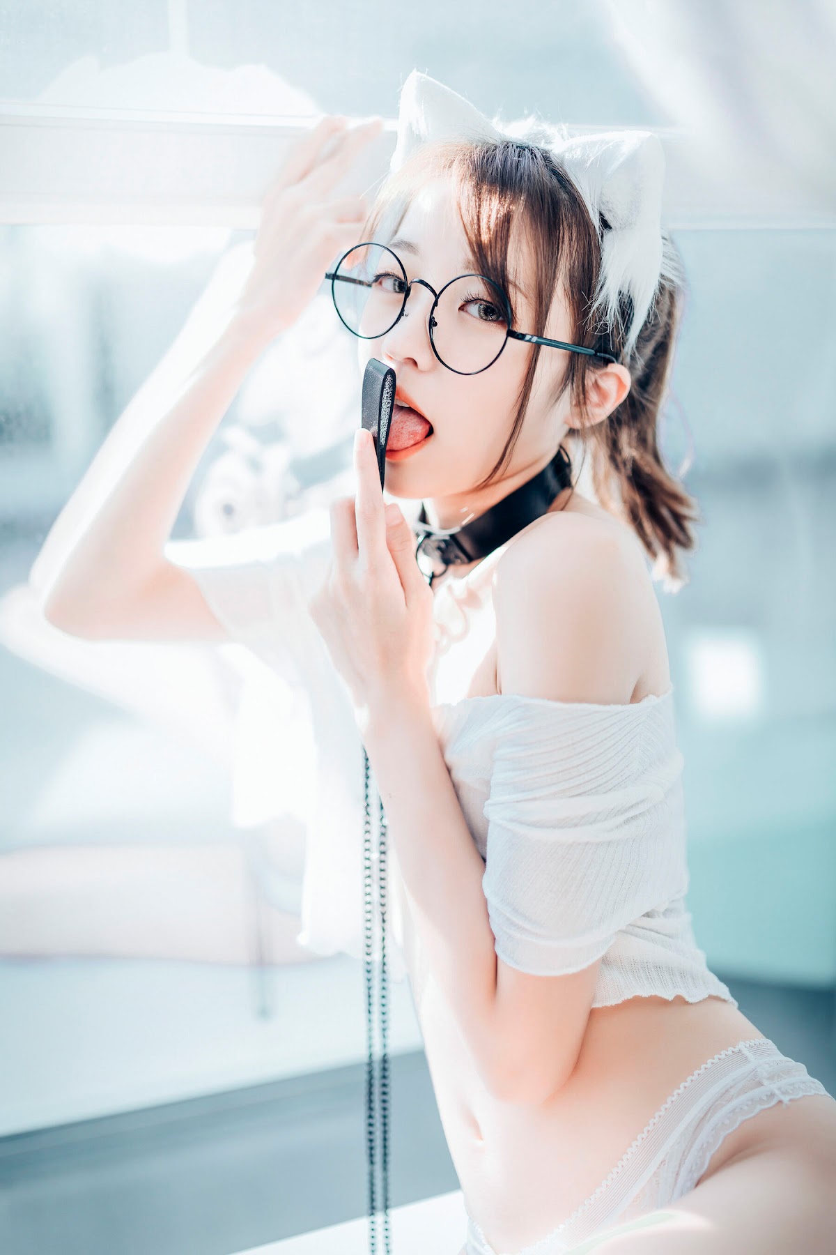 [JVID] 妍妍 Angel – 女孩在trasmart制服與眼鏡 - P100